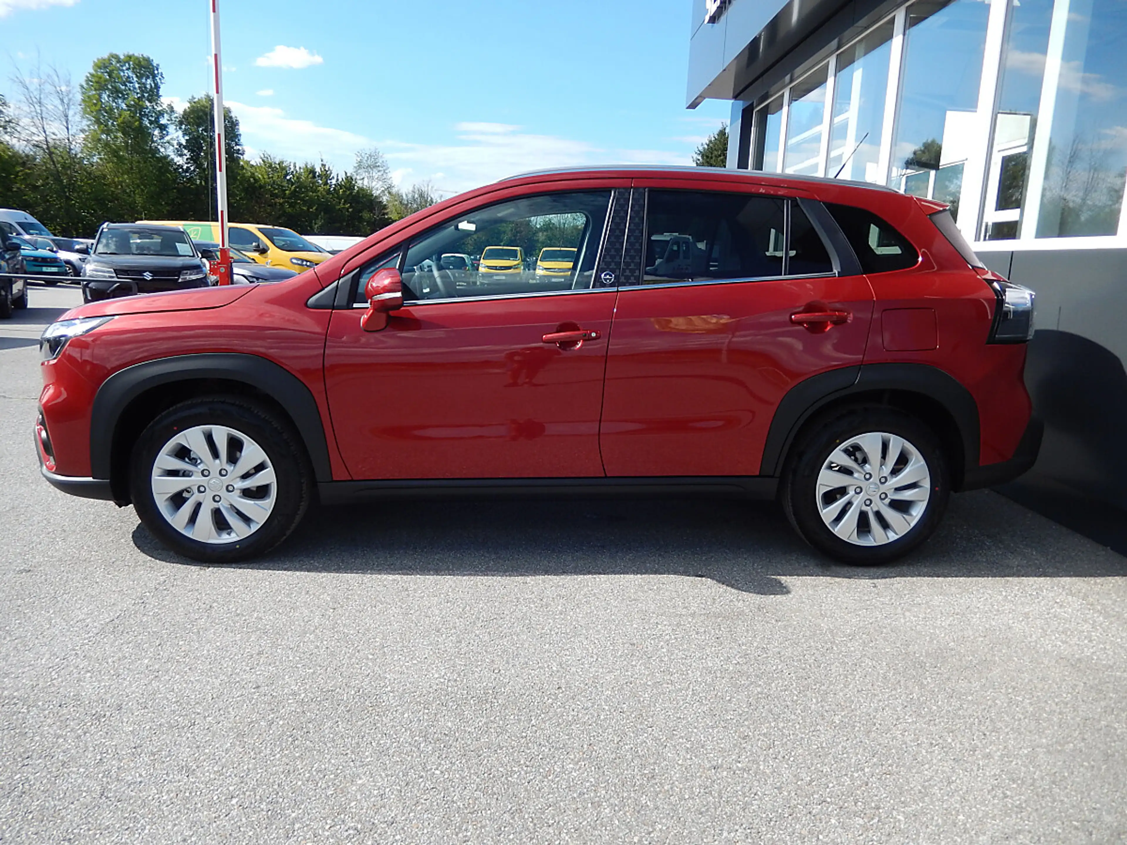 Suzuki S-Cross 1,4 Hybrid shine Aut. — photo 4