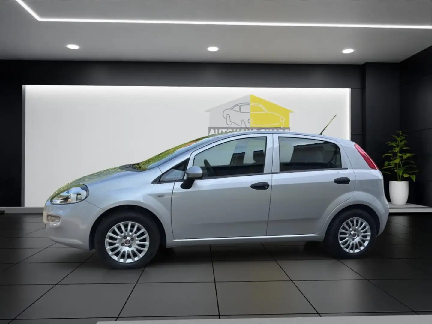 Fiat Punto MYSTYLE 1.2 8V Berganfahrass. Klima el.SP MP3 CD m Silber - 2