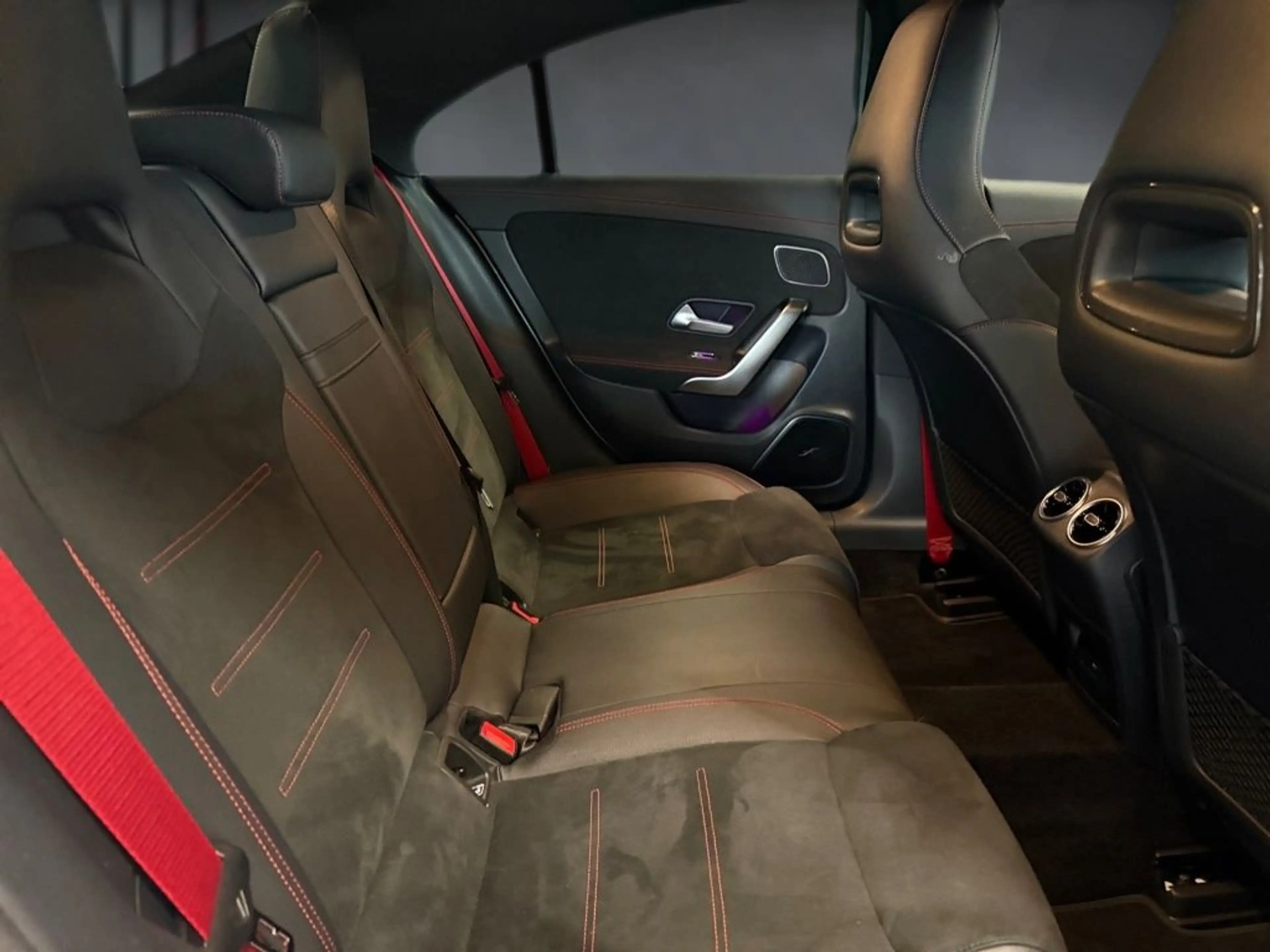 Mercedes-Benz CLA 45 AMG AMG CLA 45 4M+ Coupé NIGHT+AERO+MBEAM+BURM.+360° — photo 13