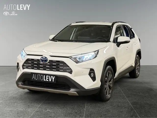 Toyota Rav4 view 2