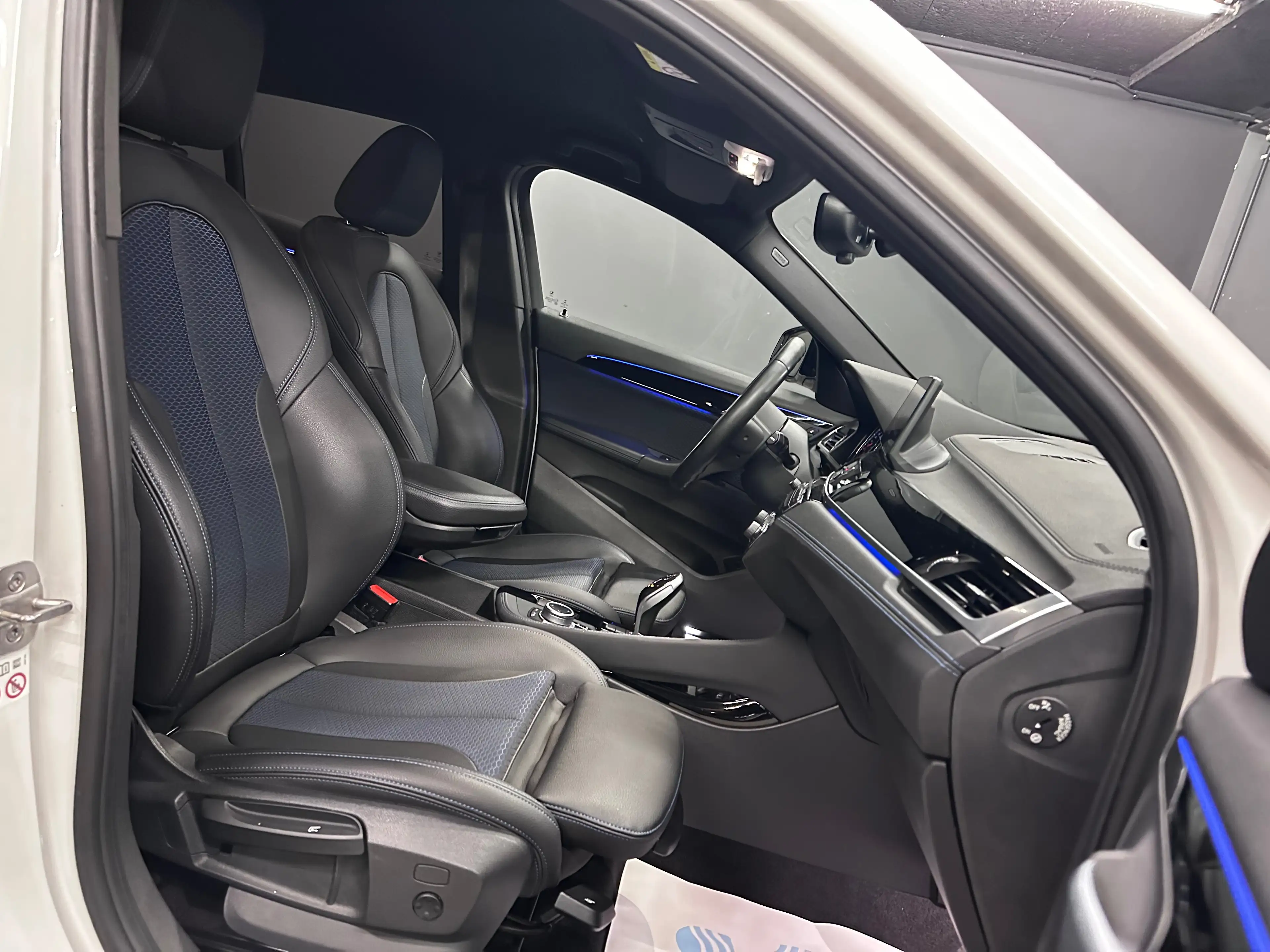 BMW X2 1.8dA Pack M — photo 9