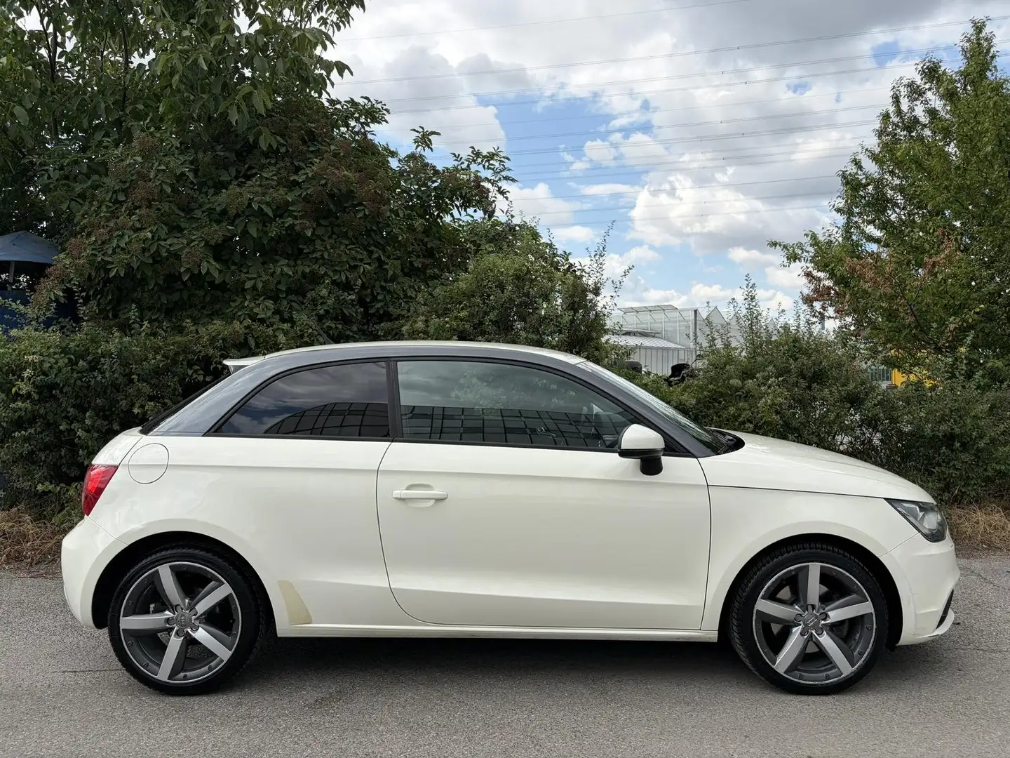 Audi A1 1,4 TFSI ambition Aut. Xenon Klima 4-Zylinder Weiß - 2