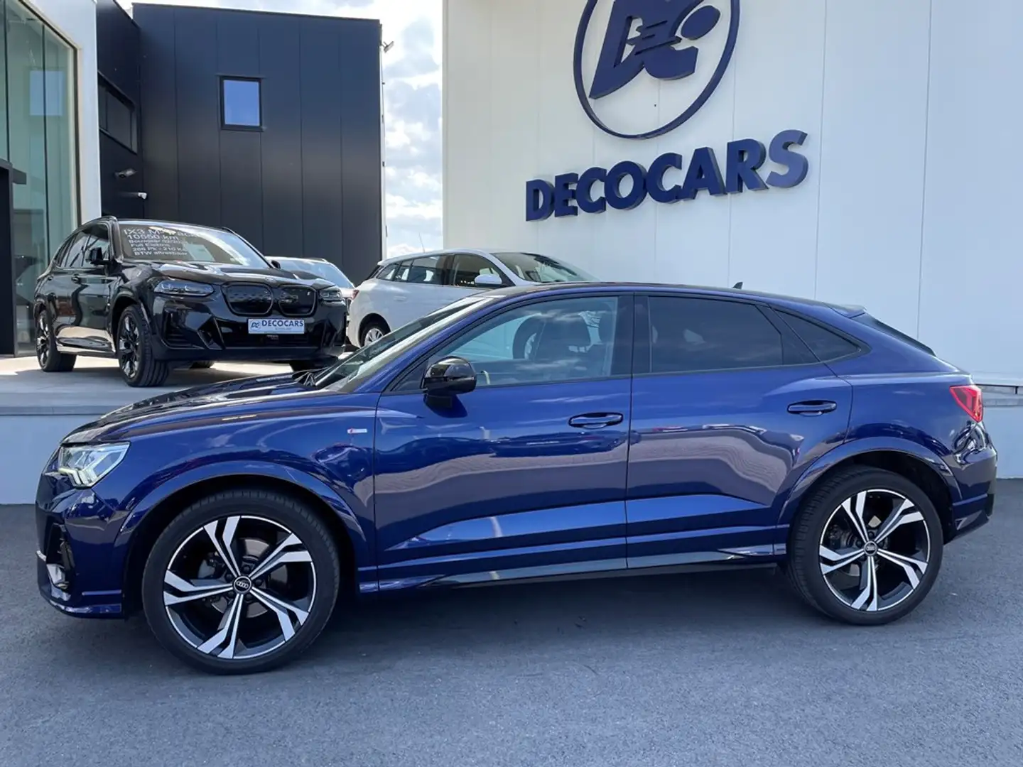 Audi Q3 S-Line Automaat Bleu - 2