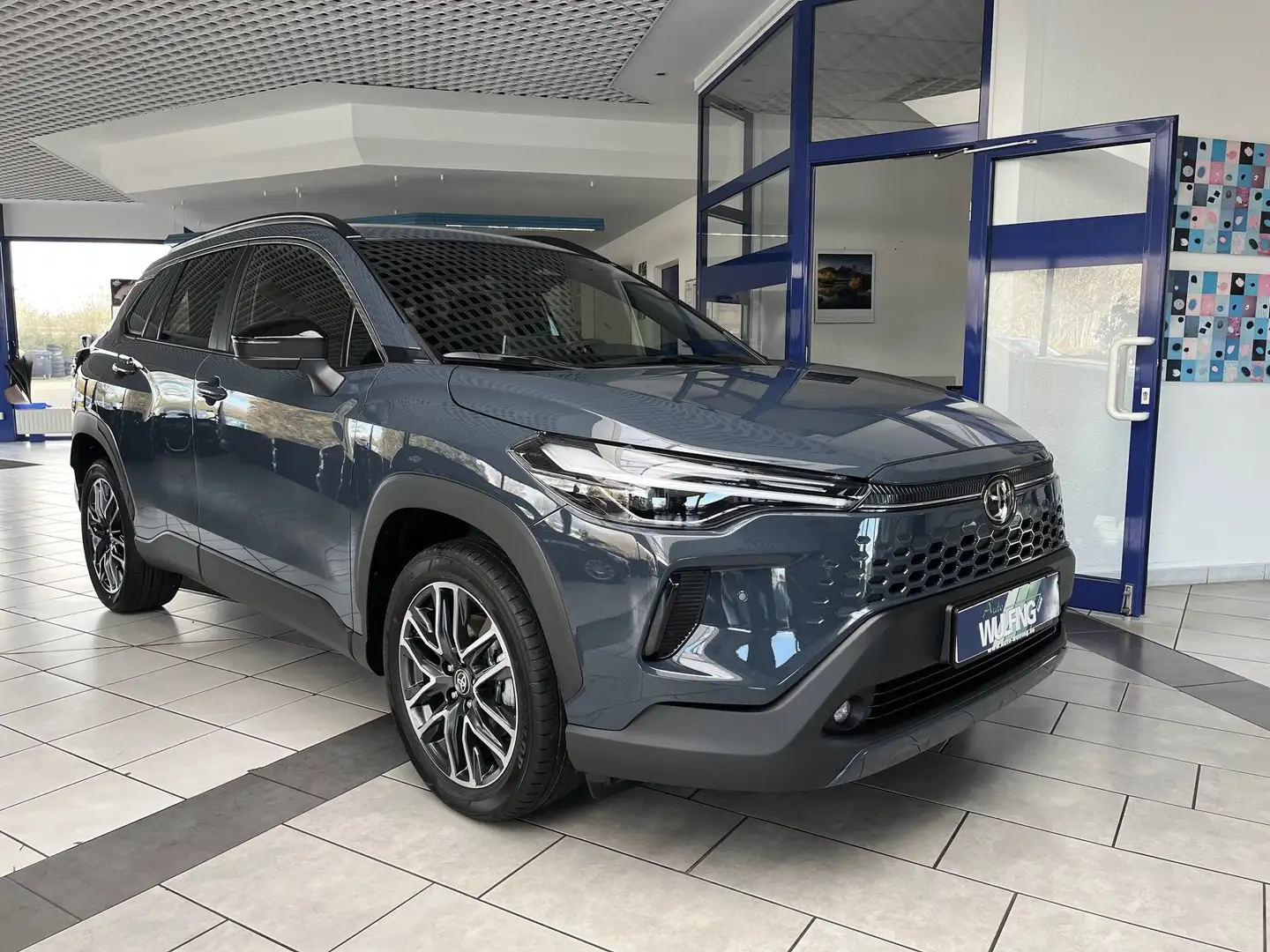 Toyota Corolla Cross 2.0 Hybrid Dynamic Grigio - 1