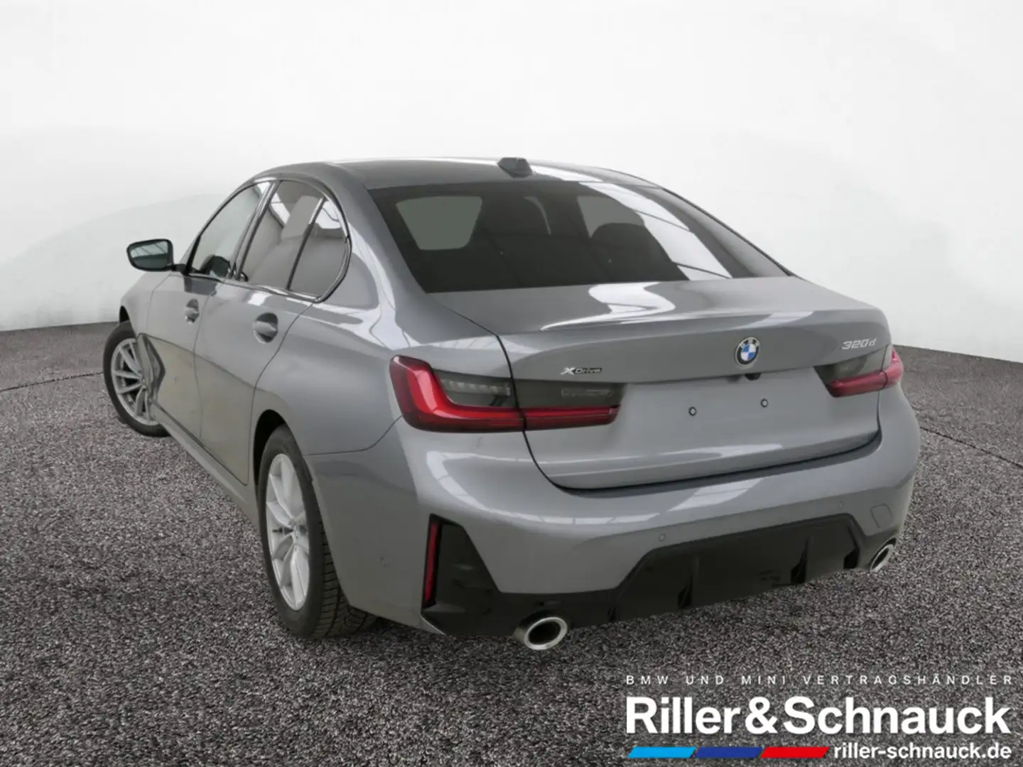 BMW 320 d xDrive M Sport 360°KAM+ACC+HUD+MEM Grau - 2