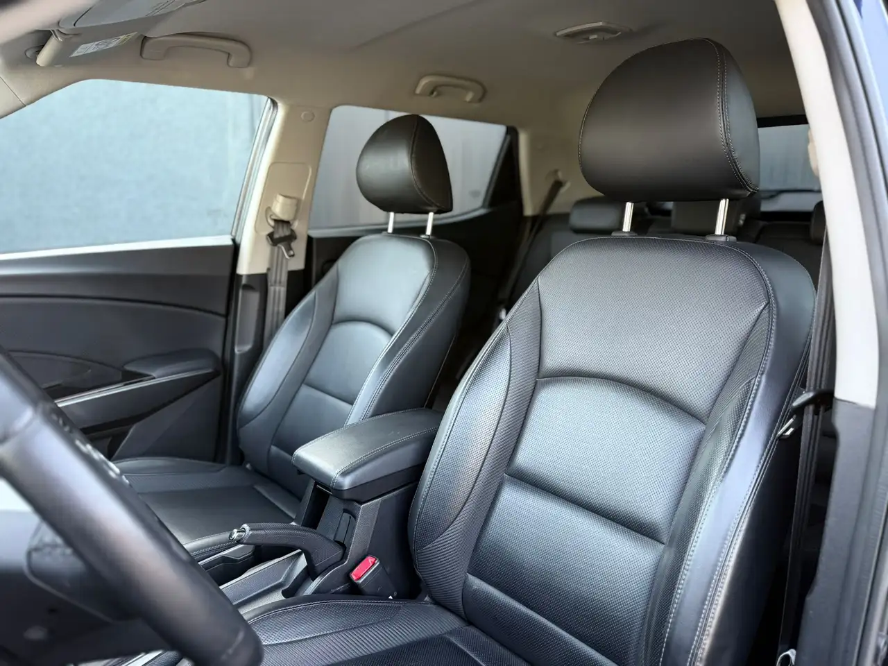 SsangYong Tivoli 2023 — фото 10