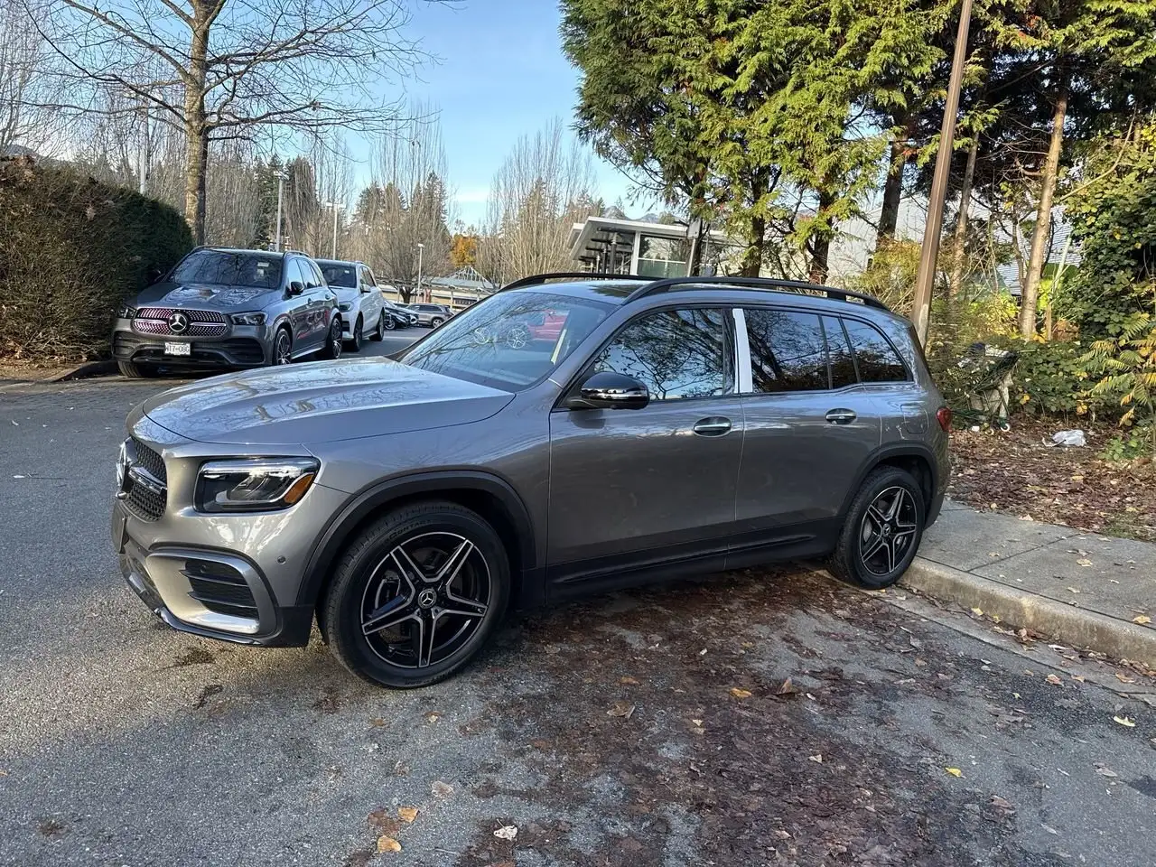 Mercedes-Benz GLB снимка Mercedes-Benz GLB
