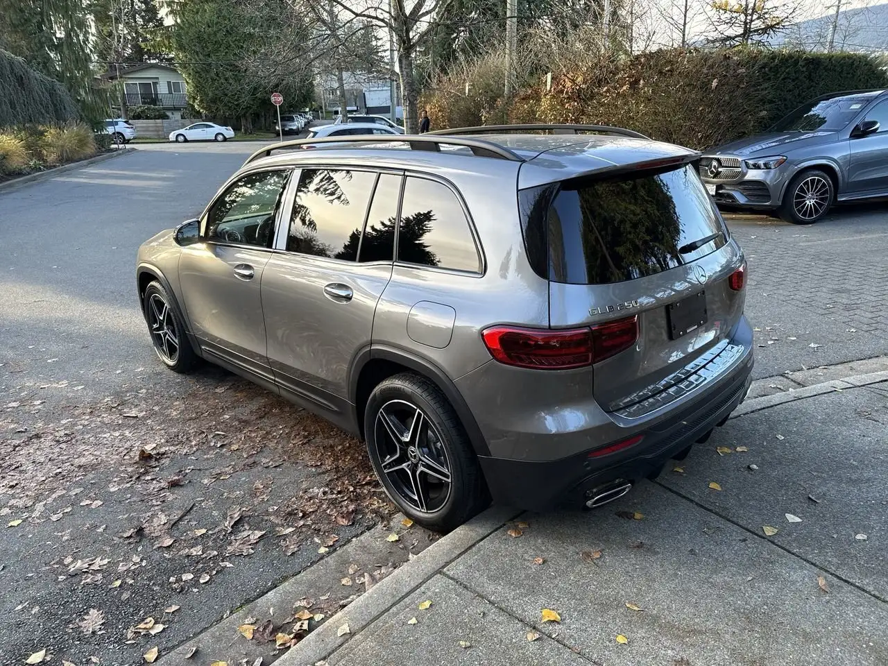 Mercedes-Benz GLB снимка Mercedes-Benz GLB