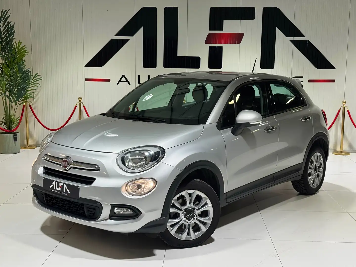 Fiat 500X 1.6i E-torq Pop Star Edition **Garantie 12 mois Grijs - 1
