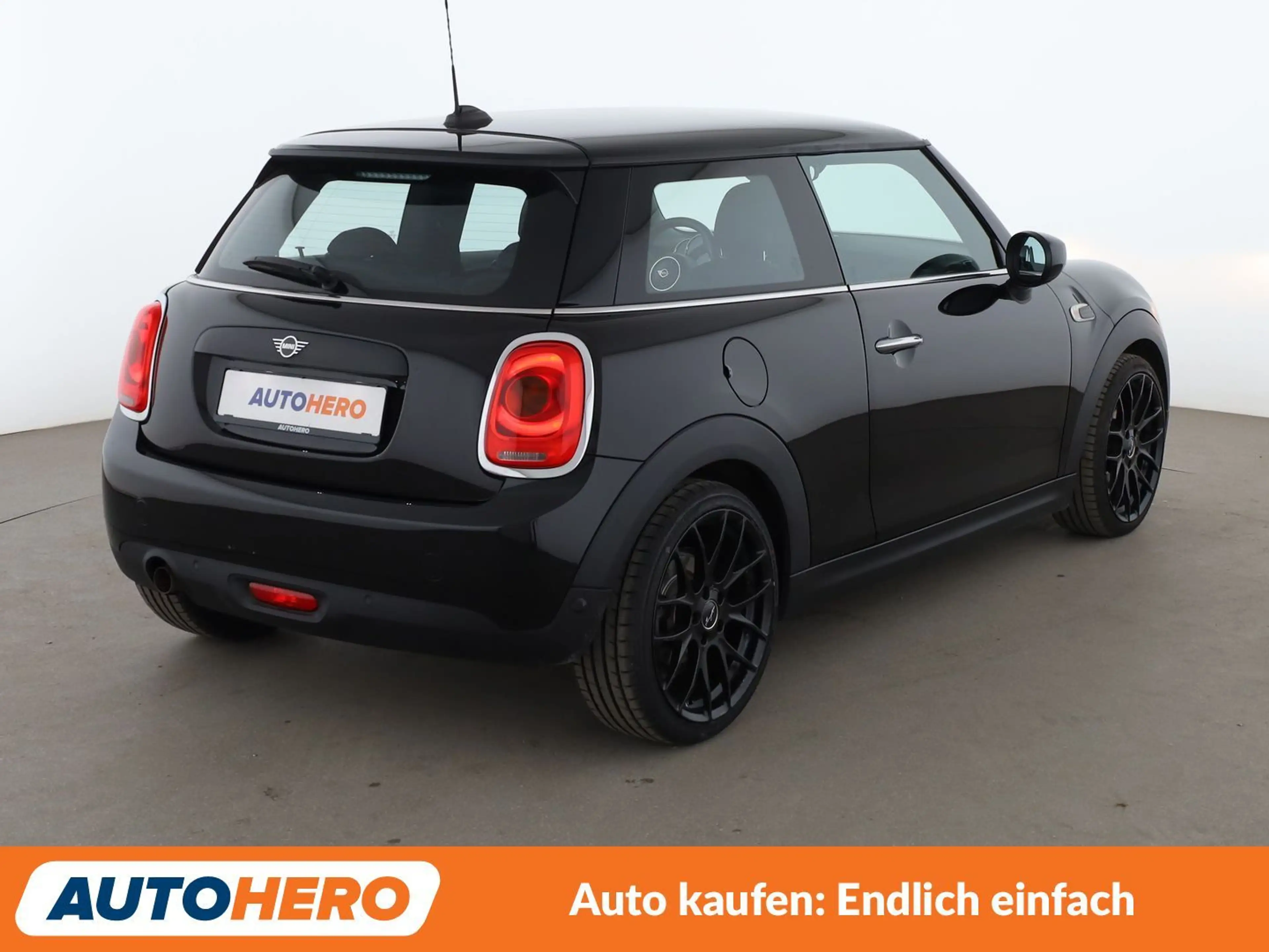 MINI One One *NAVI*LIMIT*PDC*SHZ* — photo 6