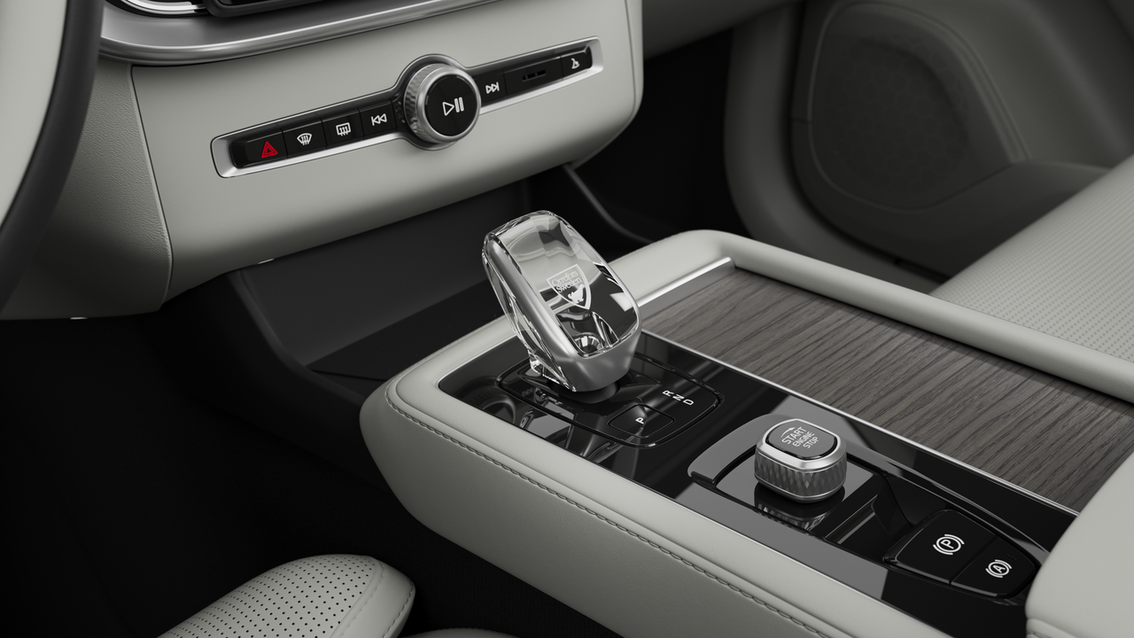 2026 Volvo XC90 T8 AWD Ultra Bright Theme 6-Seater thumb 11