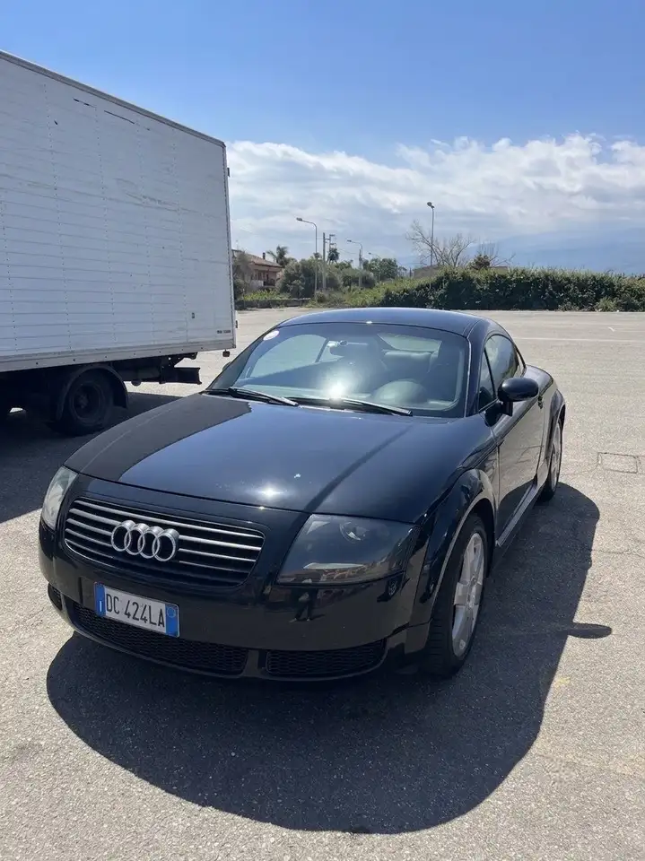 Audi TT 1.8t, foto 1