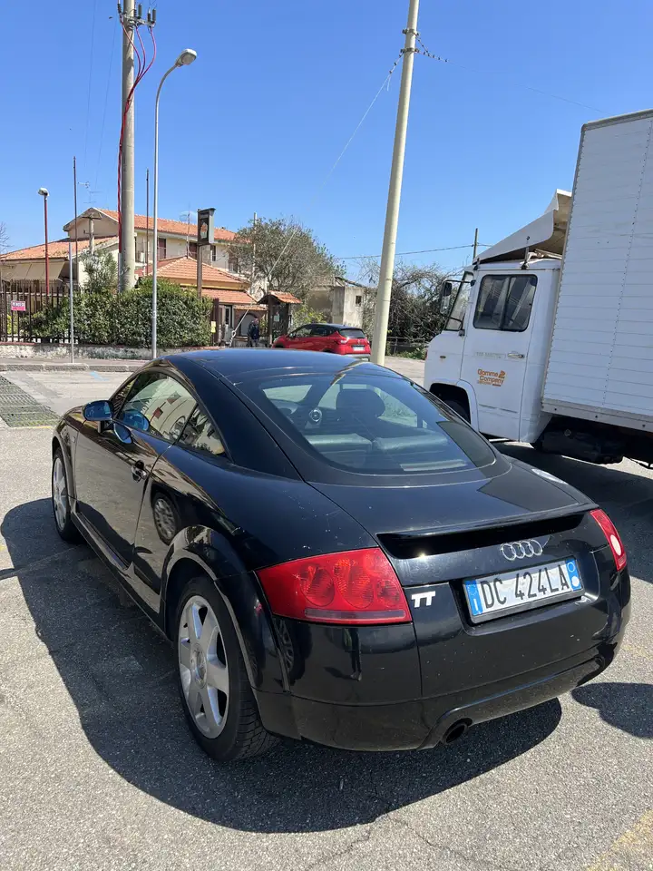 Audi TT 1.8t, foto 3