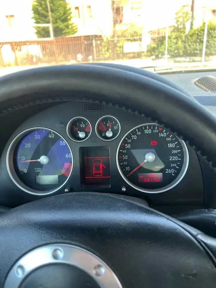 Audi TT 1.8t, foto 8