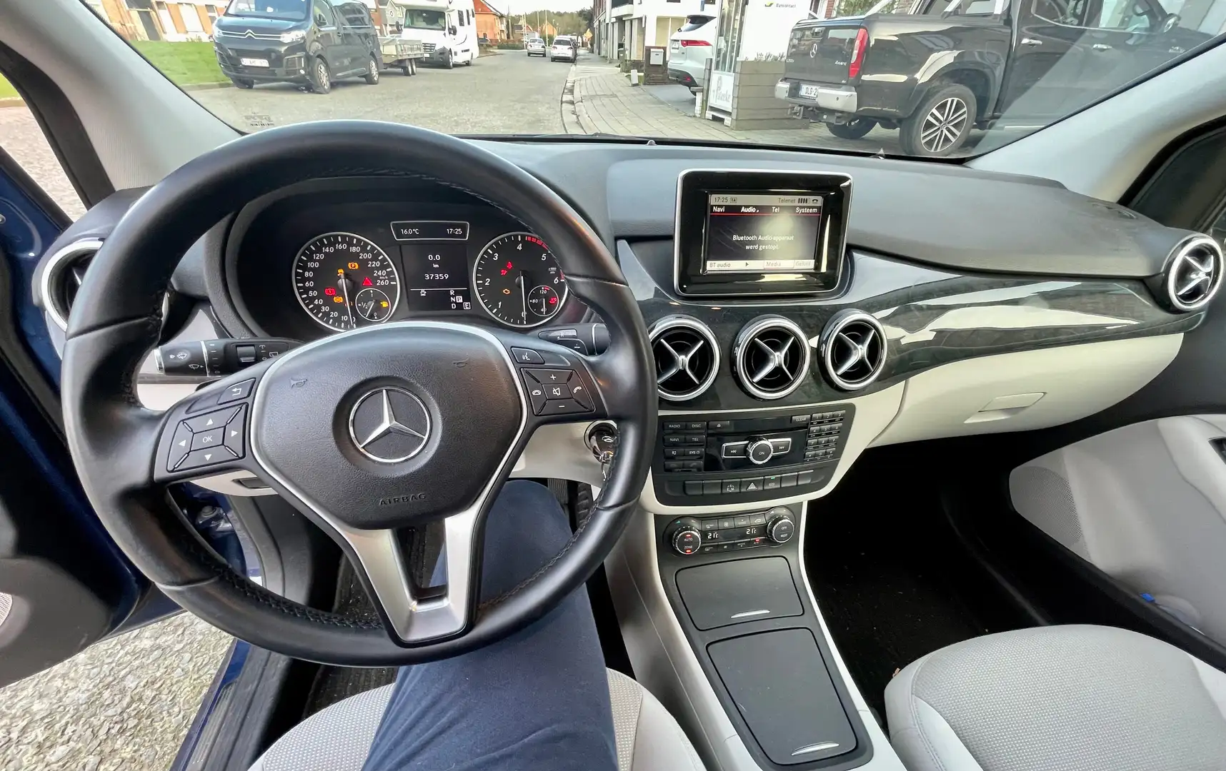 Mercedes-Benz B 200 B 200 CDI (BlueEFFICIENCY) 7G-DCT Bleu - 2