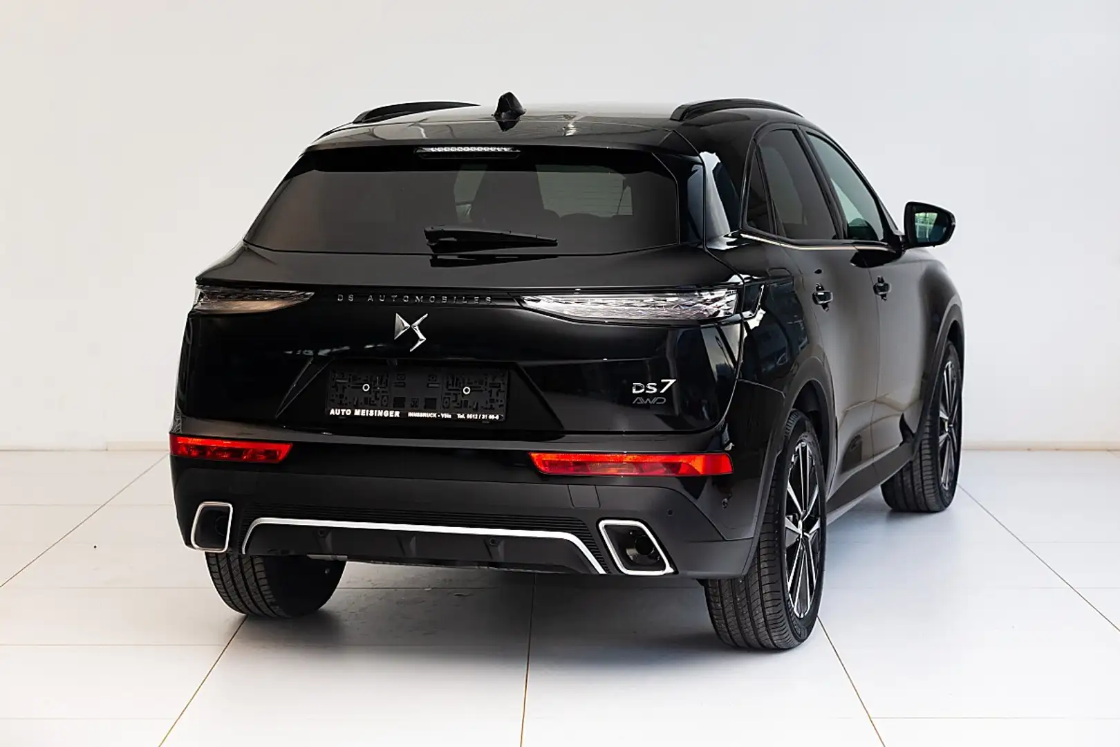 DS Automobiles DS 7 Crossback DS7 PHEV AWD 300 Edition France Schwarz - 2