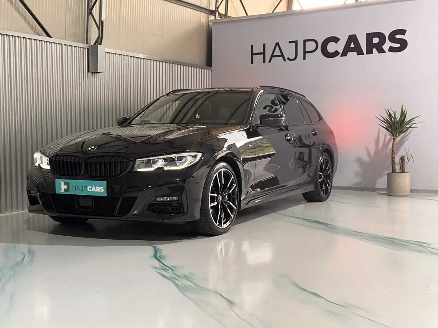 BMW 330 d xDrive Garantie/Laser/Pano/AHK/HeadUp/HK/elek... Schwarz - 2