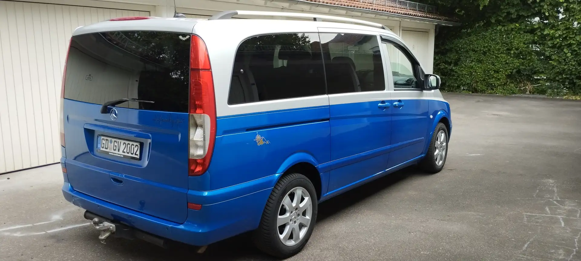 Mercedes-Benz Vito 115 CDI Lang DPF Aut. 8Sitz TÜV bis 2026 Modrá - 2
