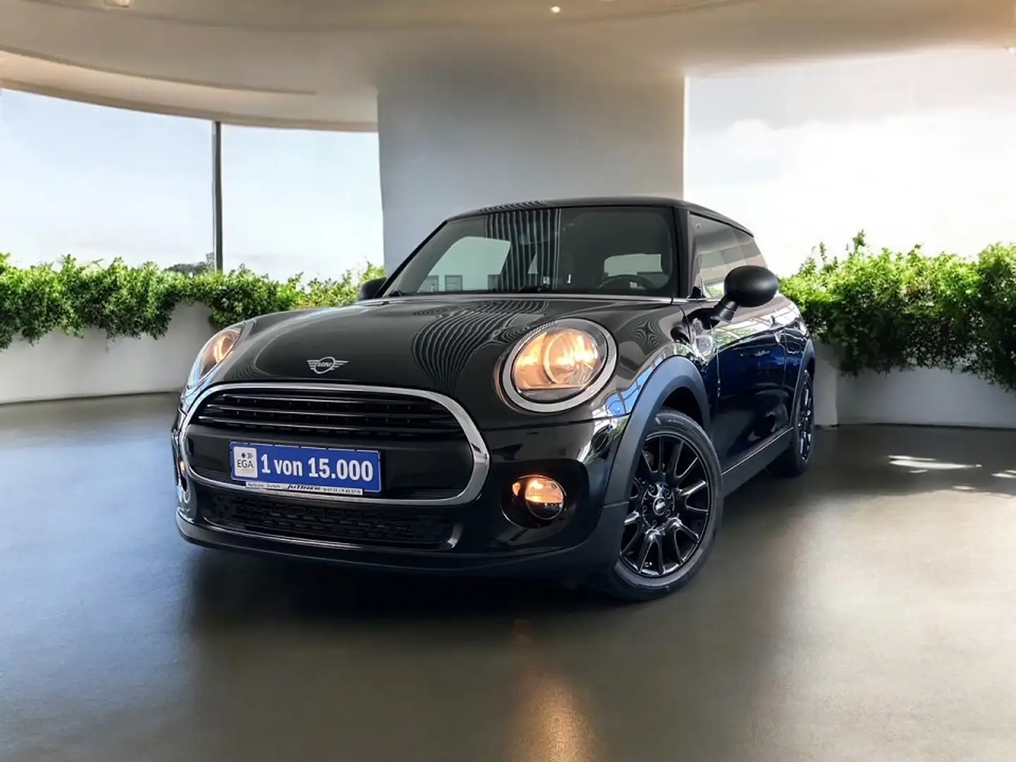 MINI One - PDC/ Sitzh./ Klima Schwarz - 1