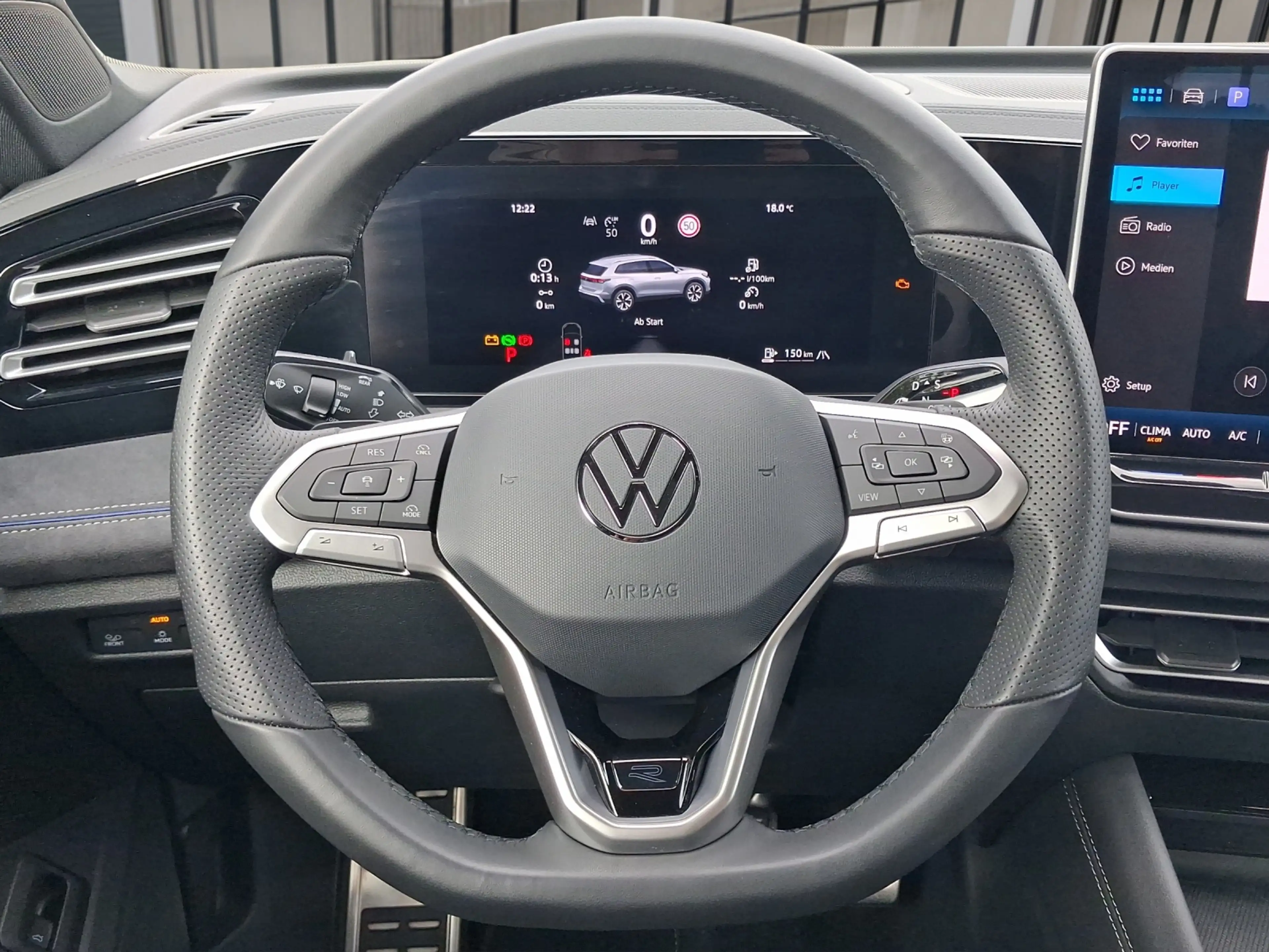 Volkswagen Tiguan HUD 360 Kamera AHK 2.0 TSI 195 kW 4Motion R-Line — photo 8