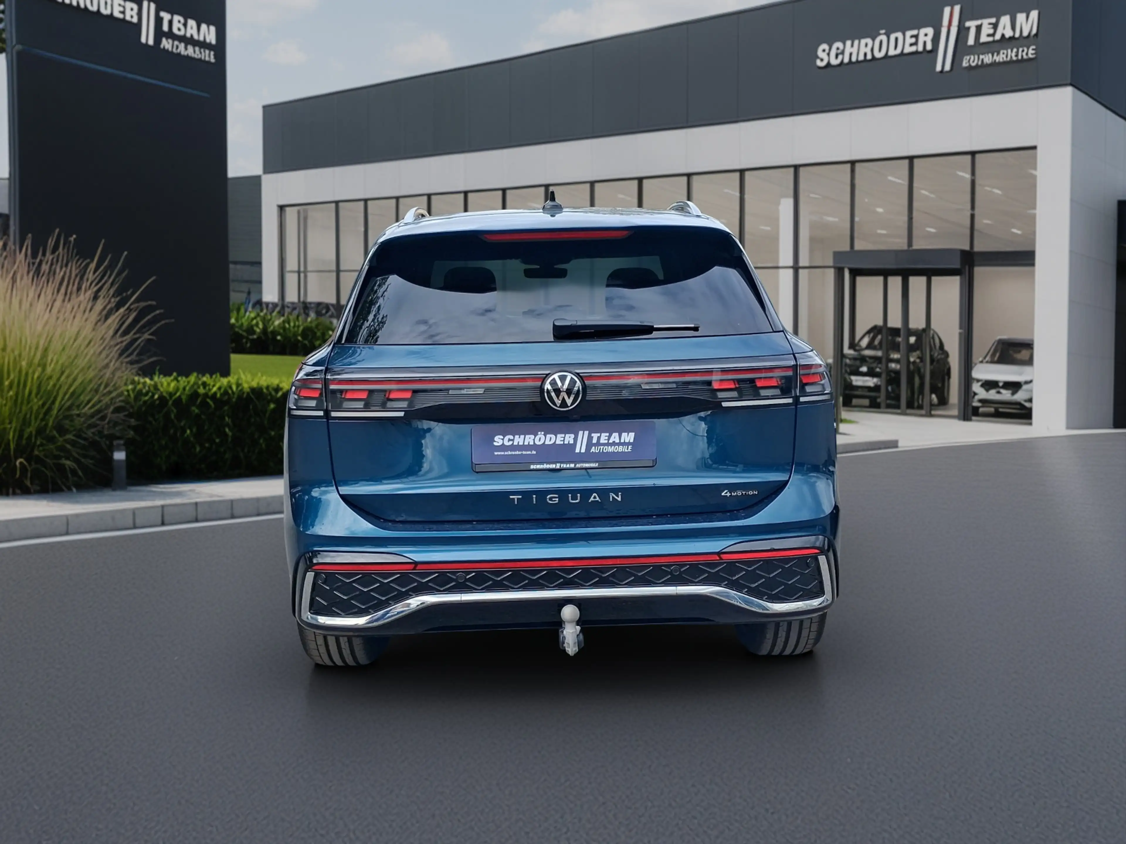 Volkswagen Tiguan HUD 360 Kamera AHK 2.0 TSI 195 kW 4Motion R-Line — photo 4