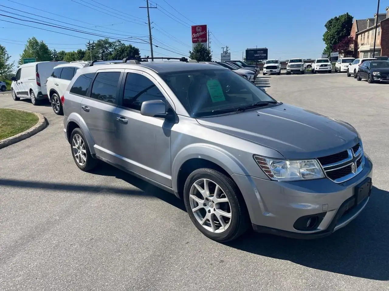 Dodge Journey снимка Dodge Journey