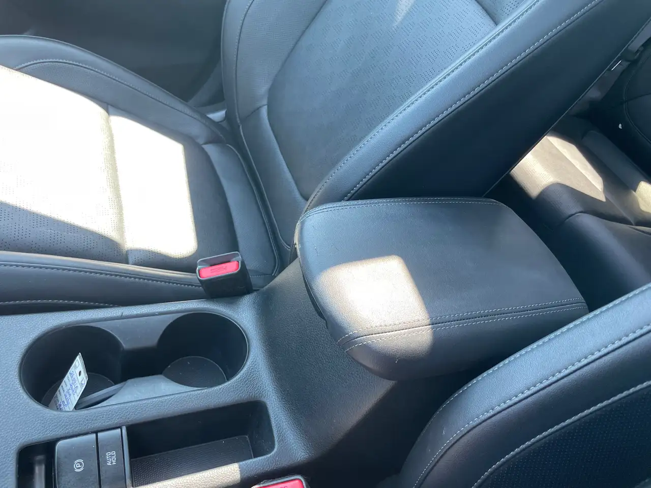 Kia Seltos снимка Kia Seltos