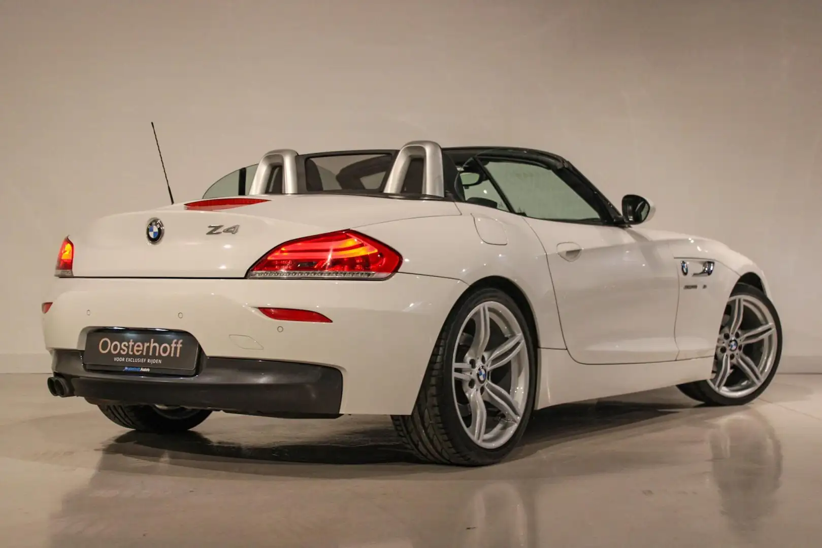 BMW Z4 Roadster sDrive18i Blanc - 2