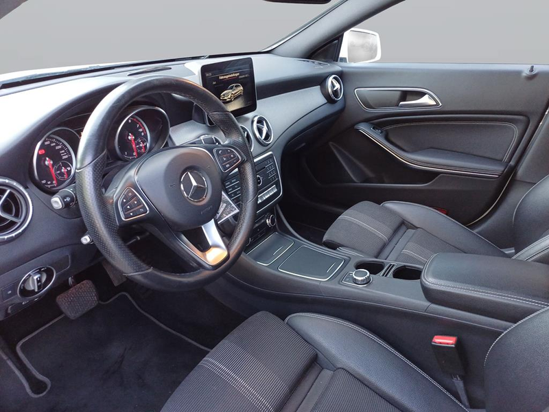 Mercedes-Benz CLA 180 CLA Shooting Brake Urban LED NAVI SOMMER WINTER — photo 10