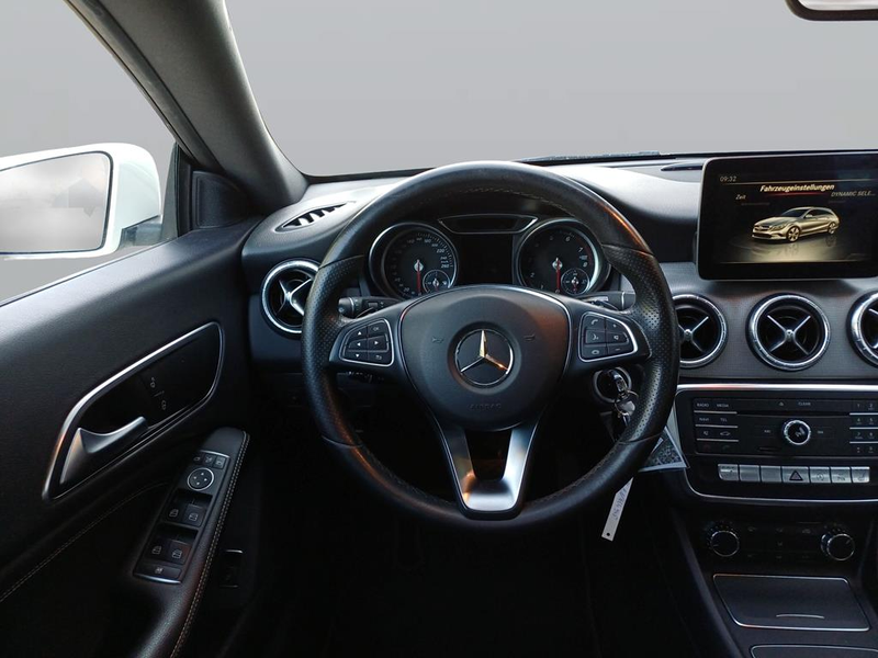 Mercedes-Benz CLA 180 CLA Shooting Brake Urban LED NAVI SOMMER WINTER — photo 12