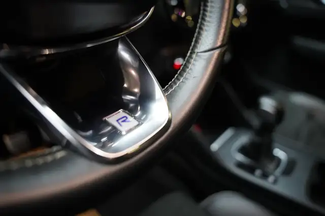 Volvo XC40 view 14