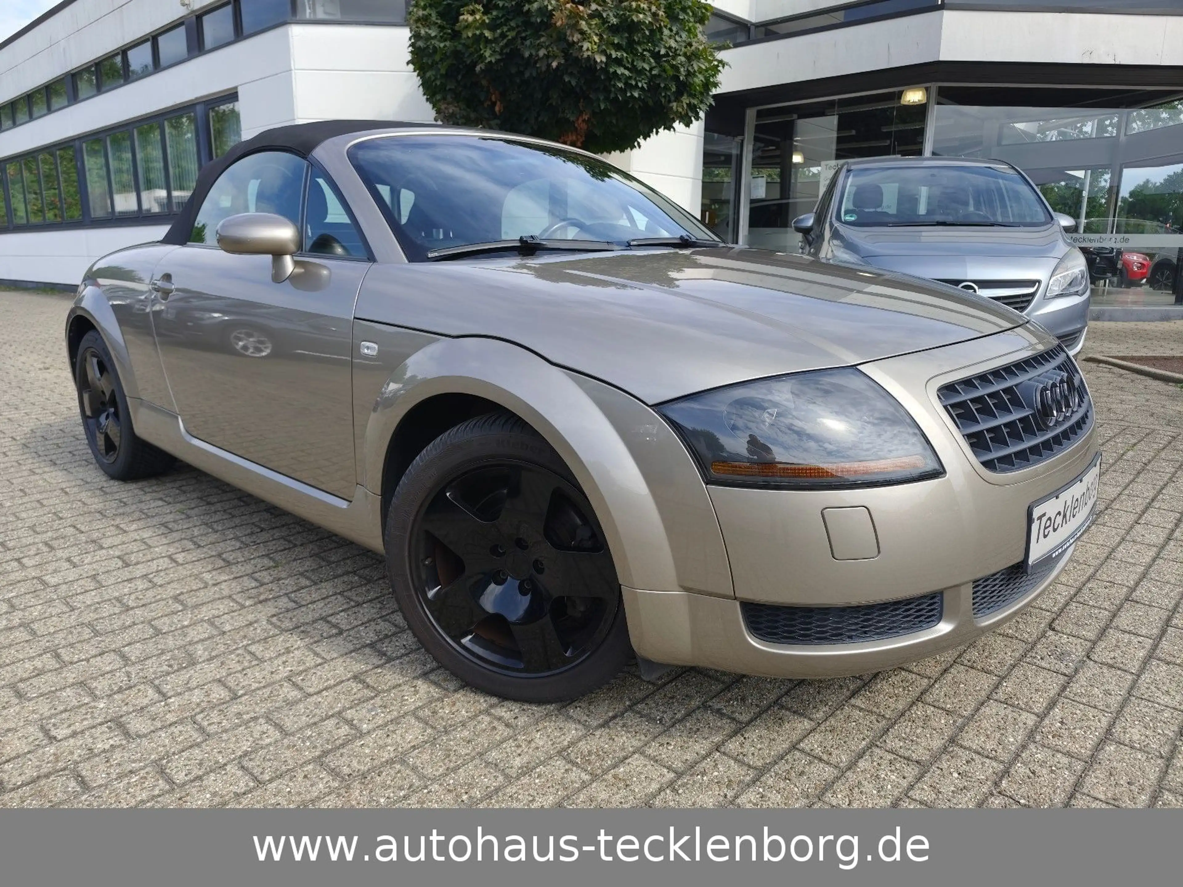 Audi TT Roadster 1.8T * Leder * Xenon * Allwetterreif — photo 2