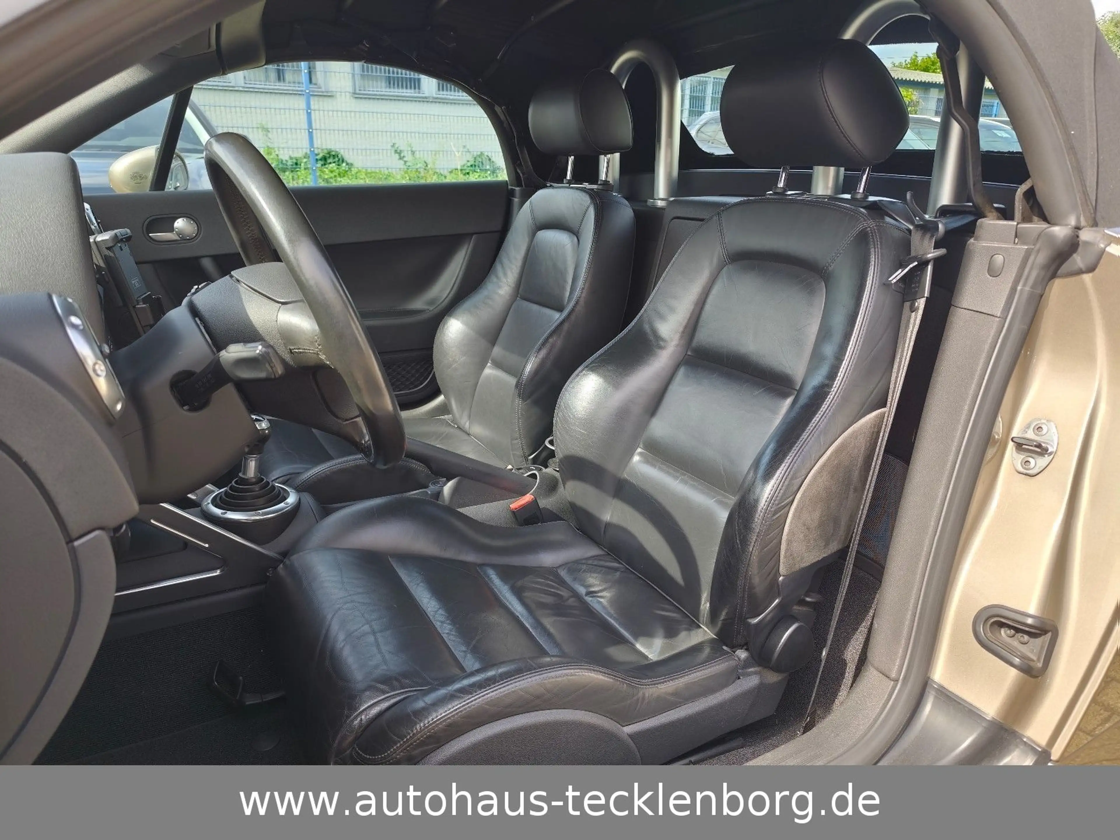 Audi TT Roadster 1.8T * Leder * Xenon * Allwetterreif — photo 13