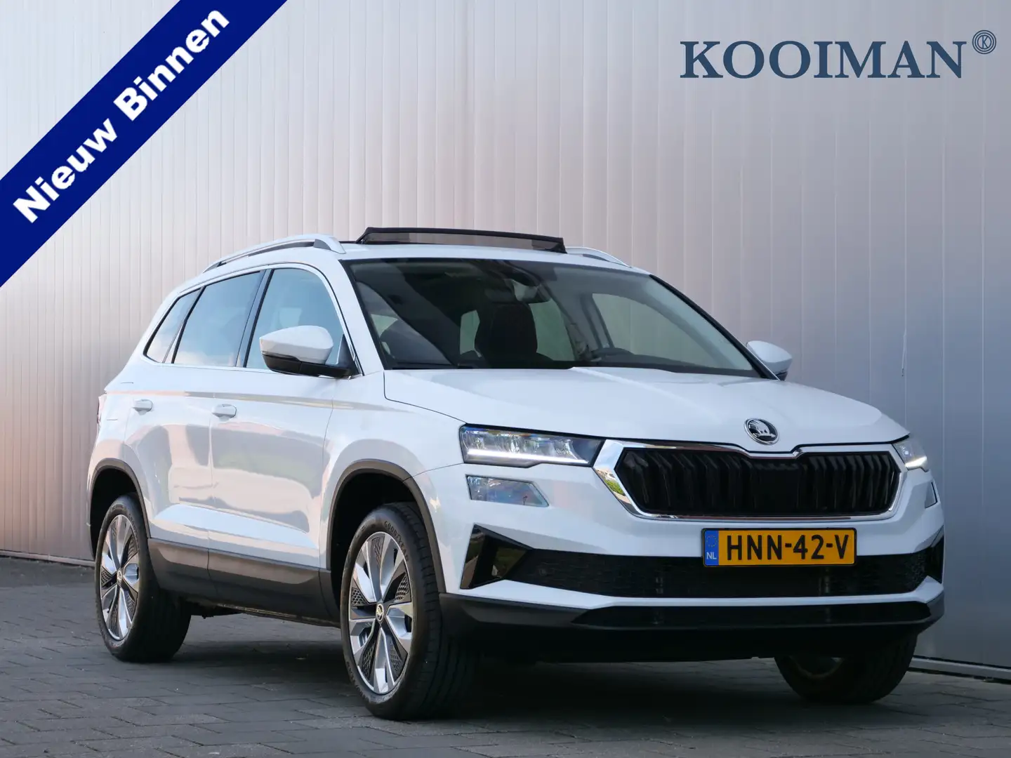 Skoda Karoq 1.5 TSI ACT 150pk Sportline Business Automaat Adap Blanc - 1