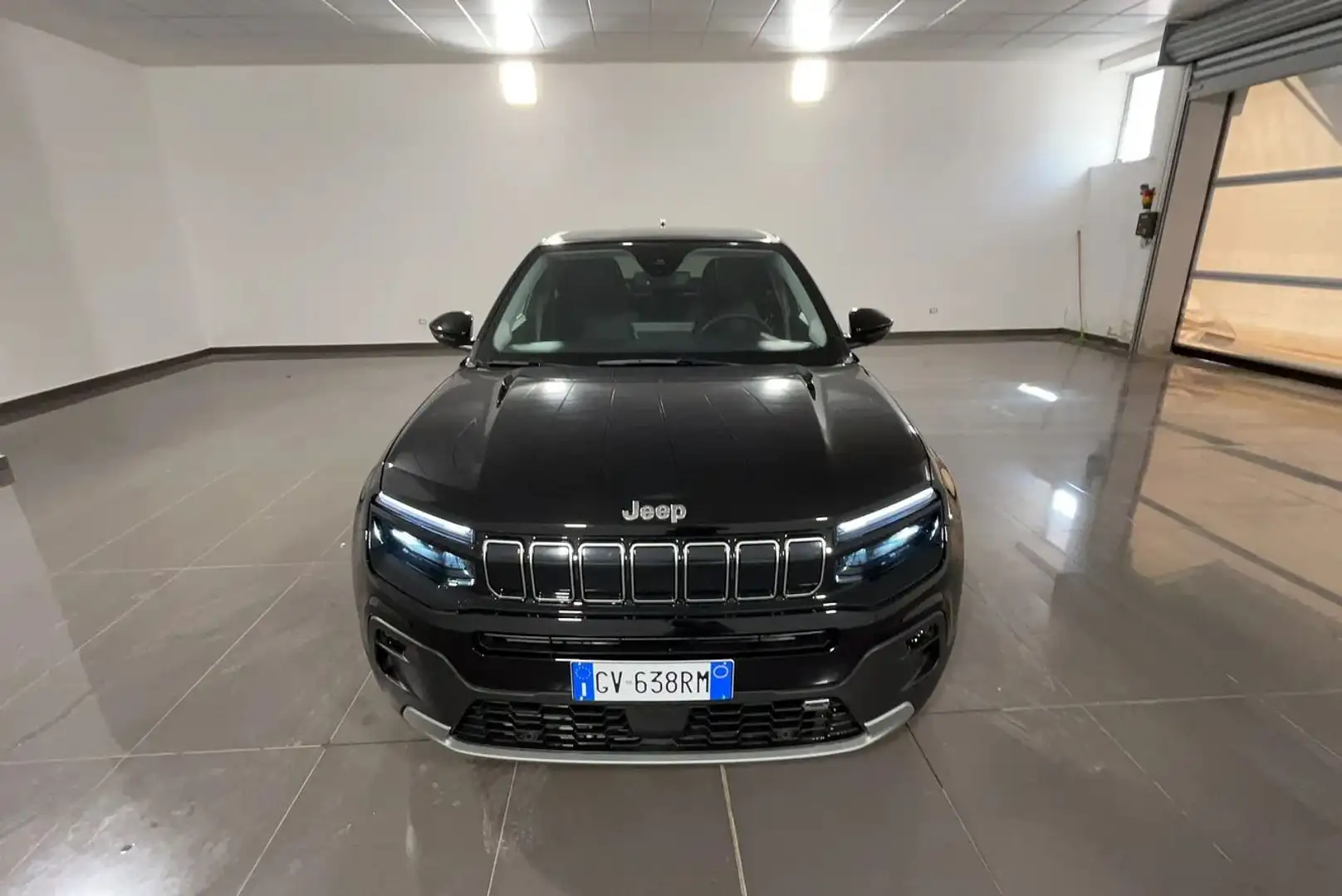 Jeep Avenger Avenger full-electric Summit fwd 156cv a Nero - 2