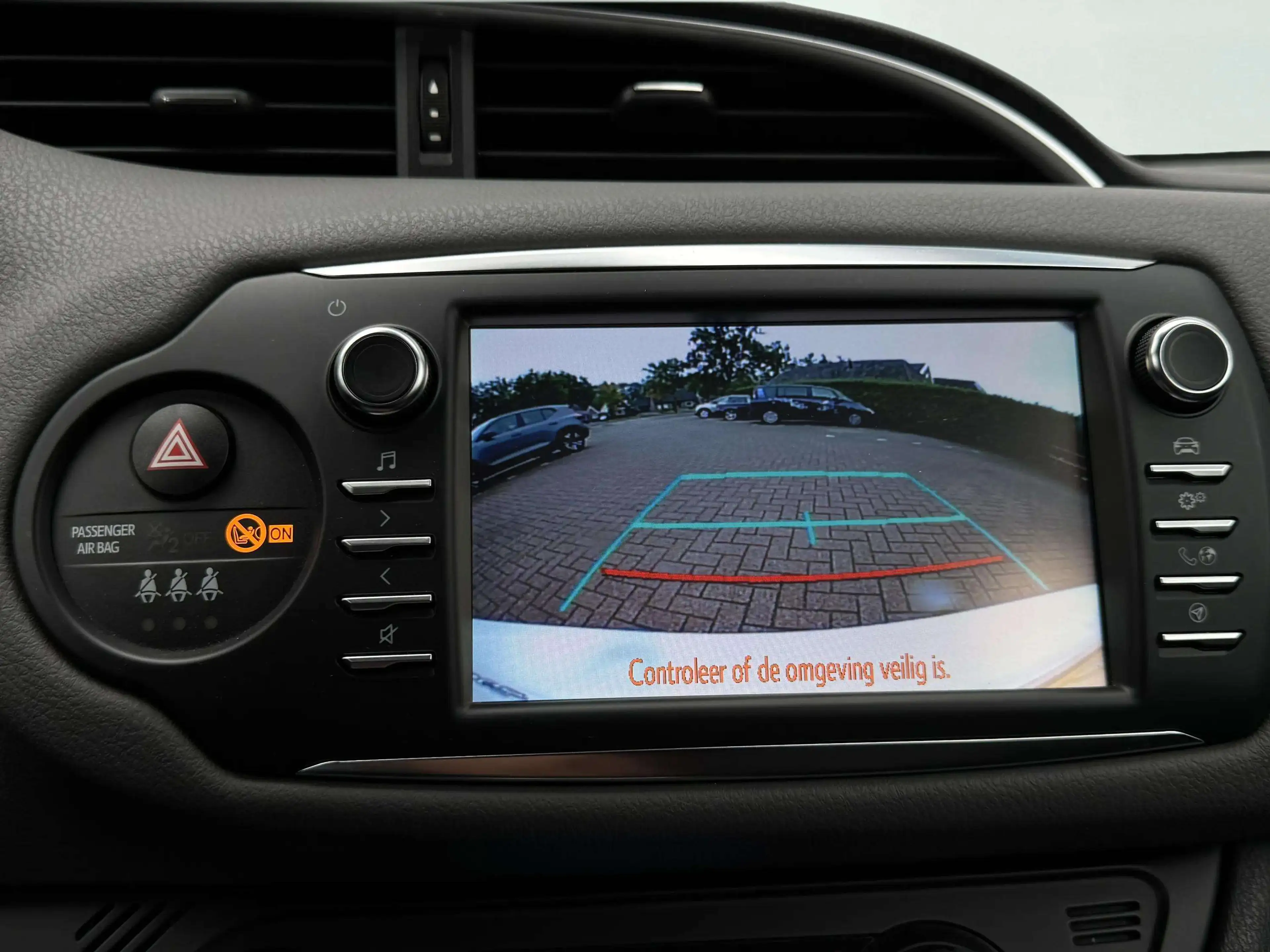 Toyota Yaris 1.5 Hybrid Active | Achteruitrijcamera | Airco (au — photo 12