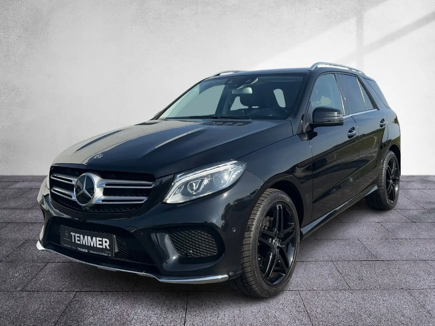 Mercedes-Benz GLE 350 d 4MATIC AMG-Line Comand Distr AHV HUD Noir - 2