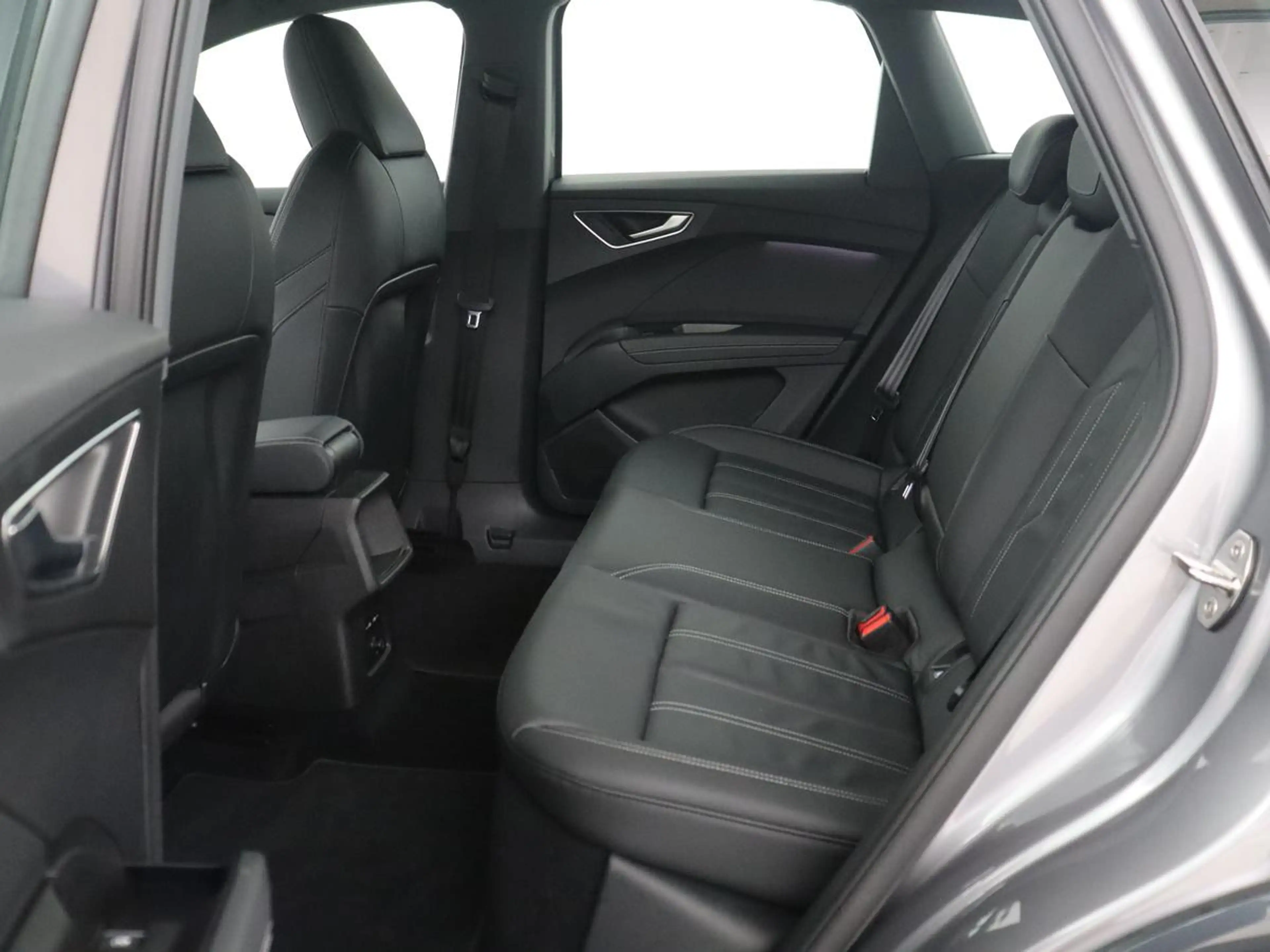Audi Q4 e-tron 45 quattro Advanced edition 77 kWh | SOH 94,8% | A — photo 7