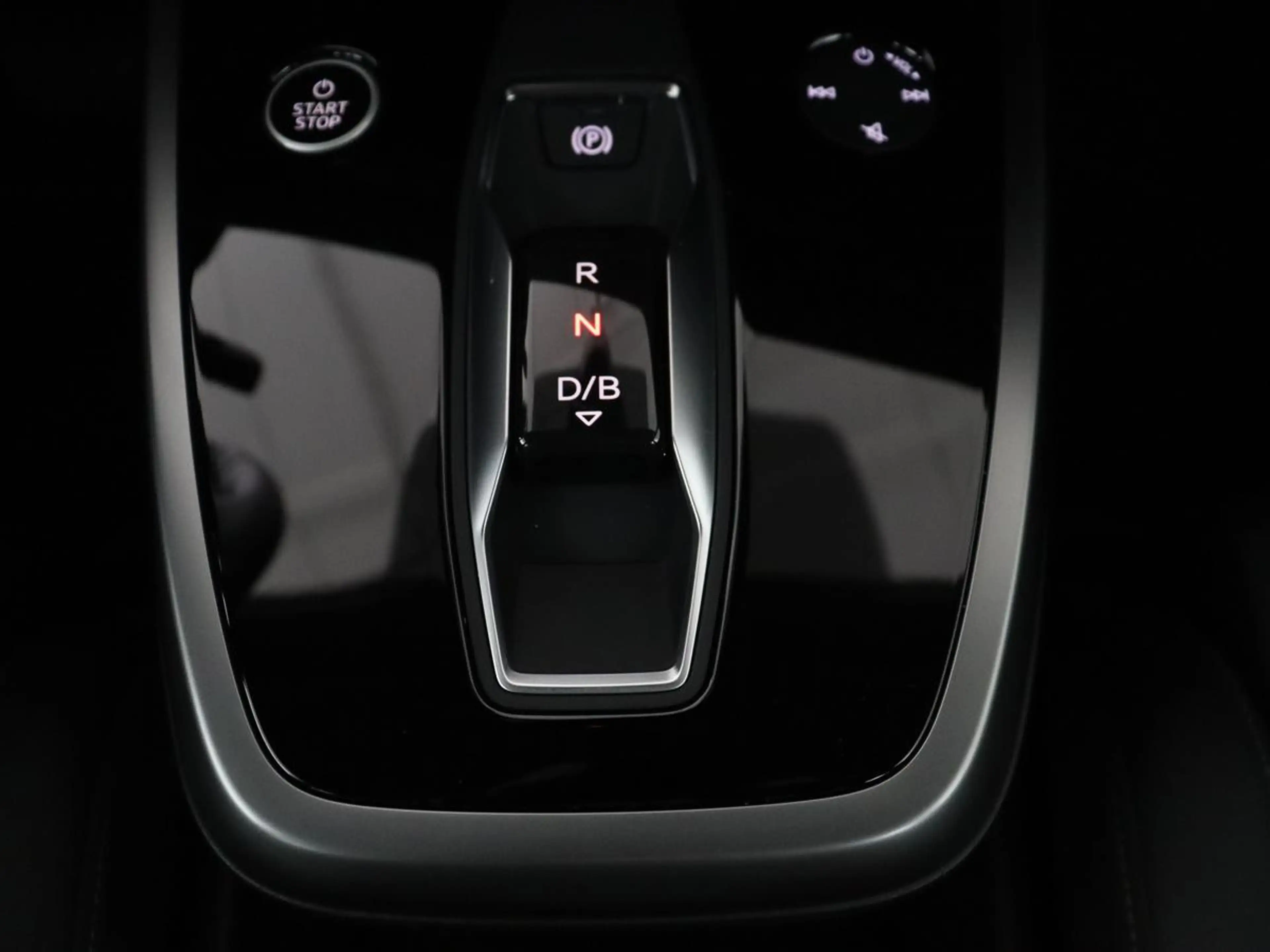 Audi Q4 e-tron 45 quattro Advanced edition 77 kWh | SOH 94,8% | A — photo 21