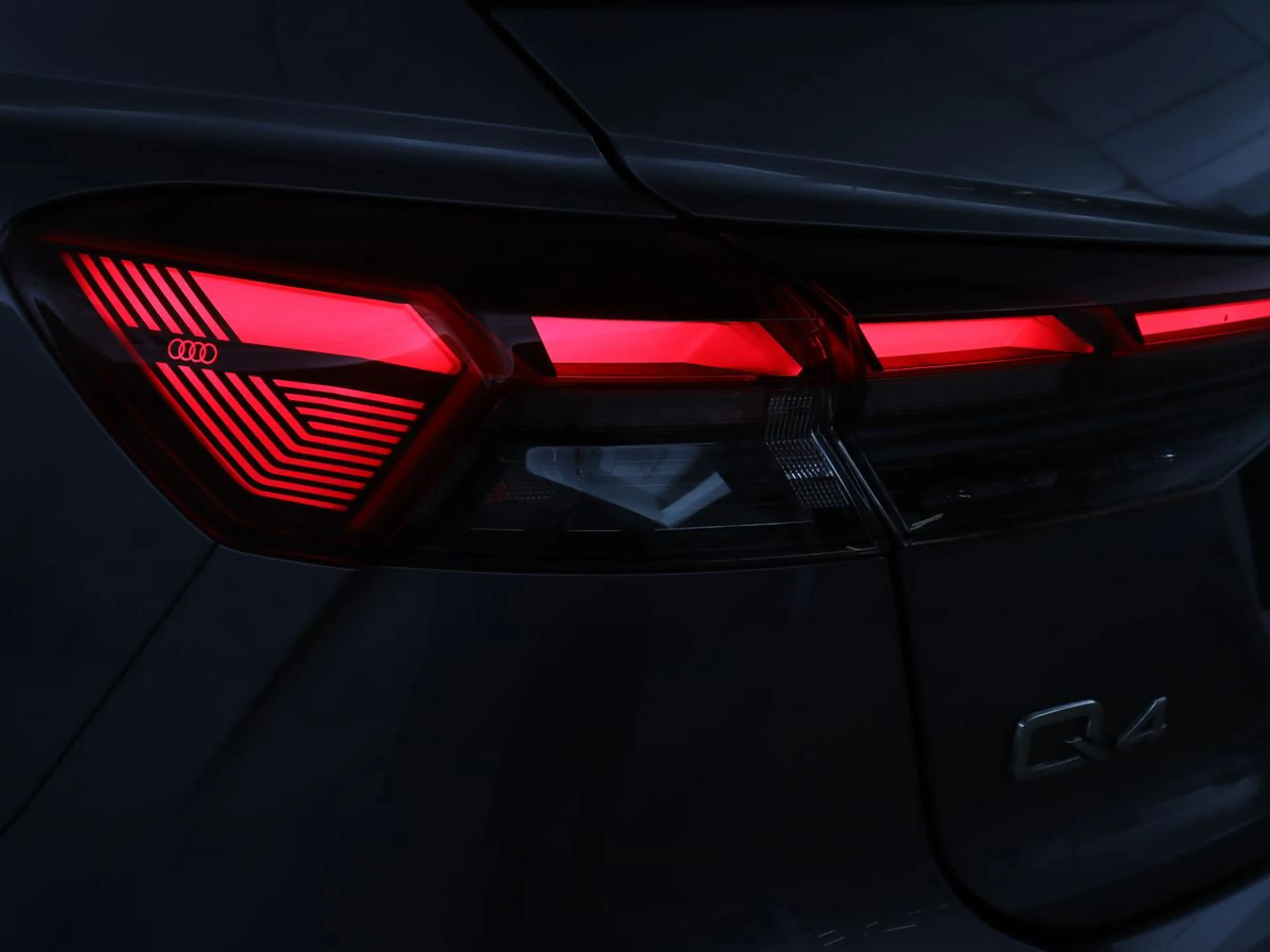 Audi Q4 e-tron 45 quattro Advanced edition 77 kWh | SOH 94,8% | A — photo 32
