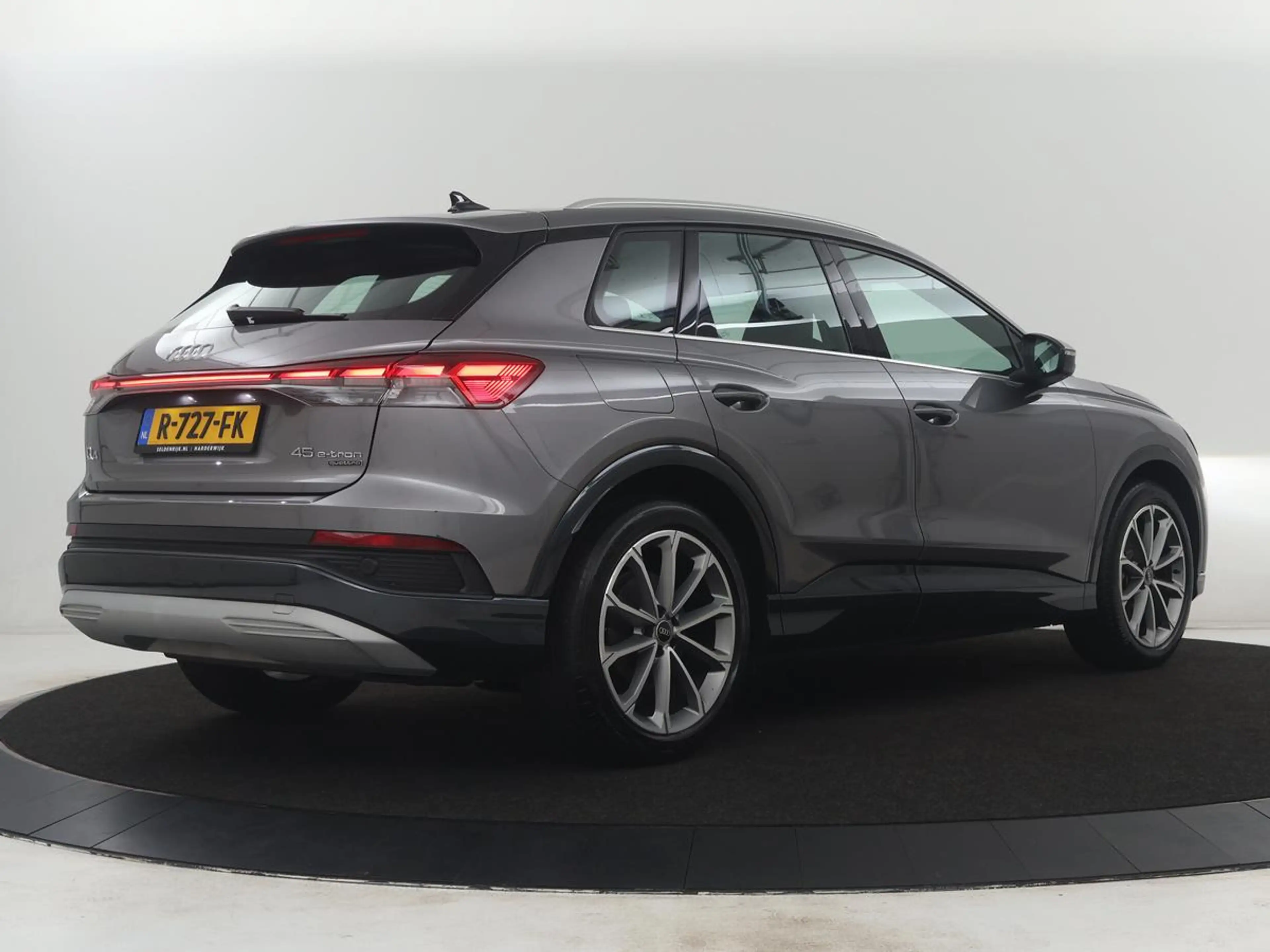 Audi Q4 e-tron 45 quattro Advanced edition 77 kWh | SOH 94,8% | A — photo 36