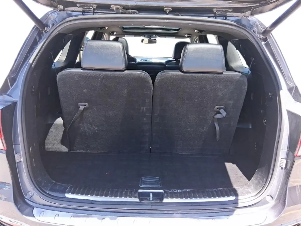 Kia Sorento photo Kia Sorento