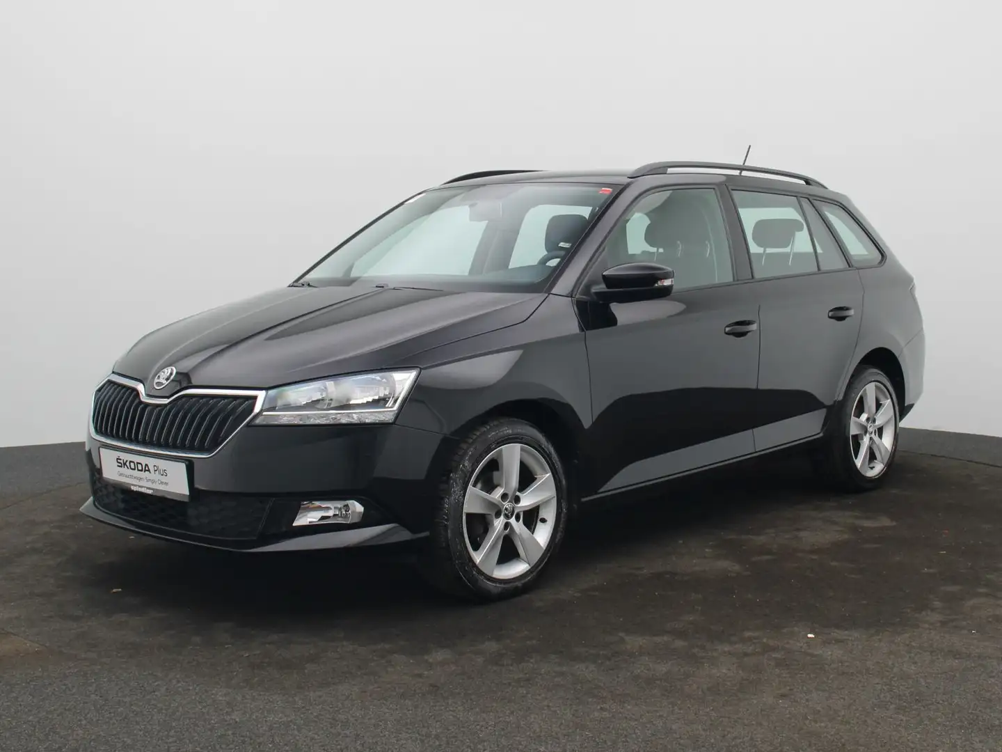 Skoda Fabia Combi Cool Plus 1.0 MPI / Bluetooth, SHZ Schwarz - 2