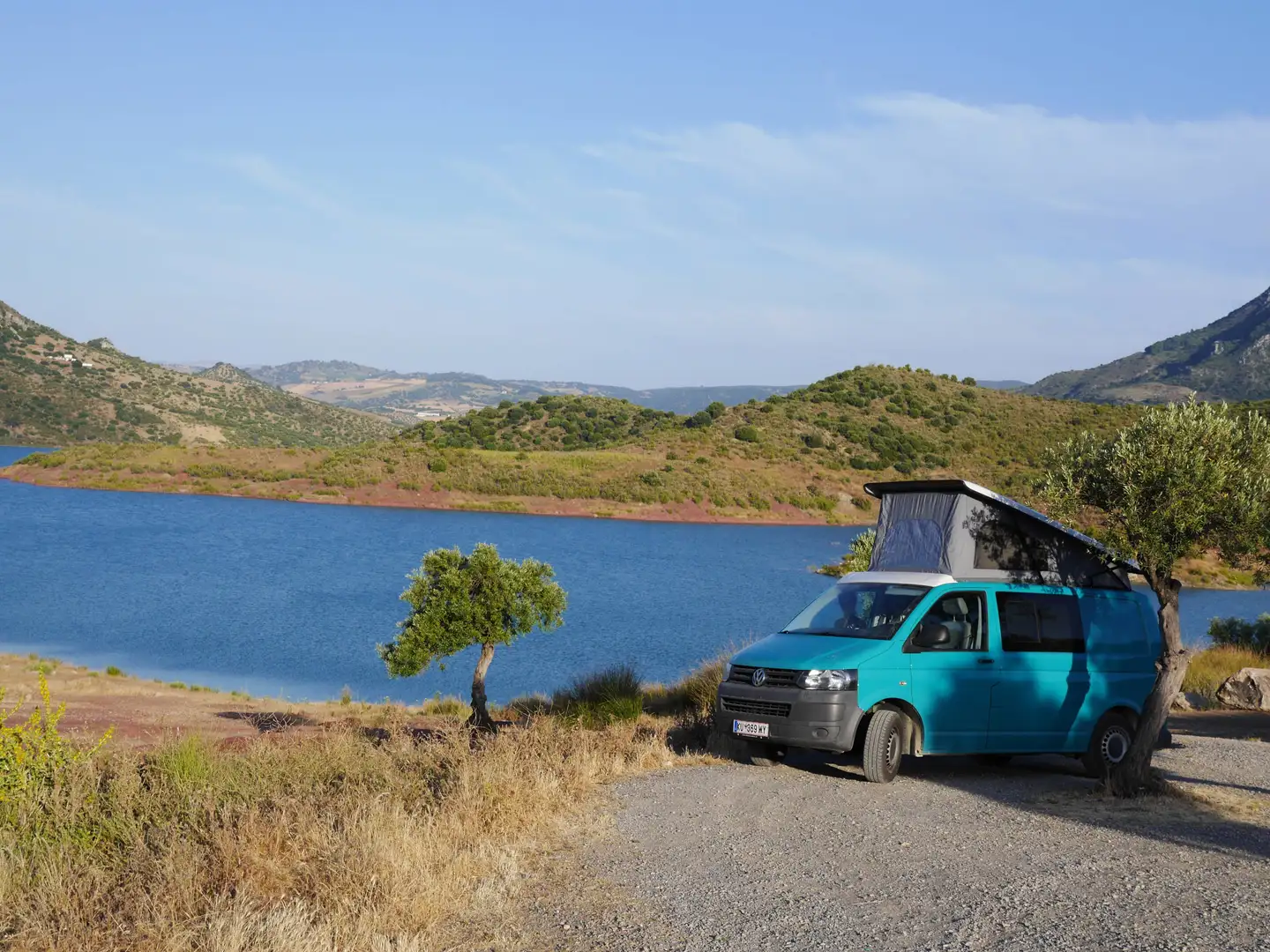 Volkswagen T5 Transporter Camper mir Aufstelldach Grün - 1