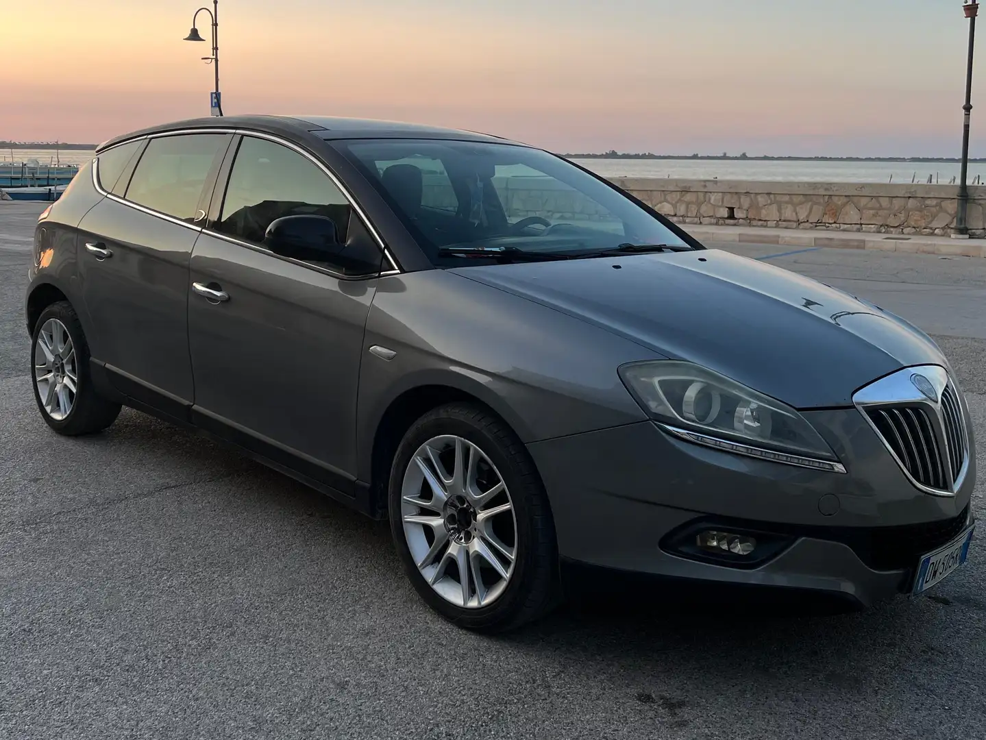 Lancia Delta Delta III 2008 2.0 mjt Platino 165cv dpf Grigio - 2