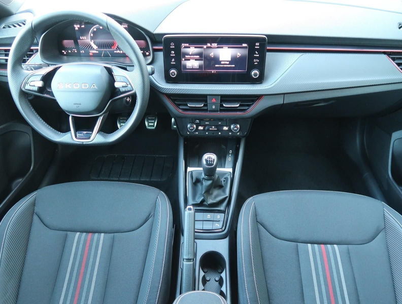 Skoda Scala TSI Monte Carlo Pano+Matrix+Kessy+Winterp — photo 6
