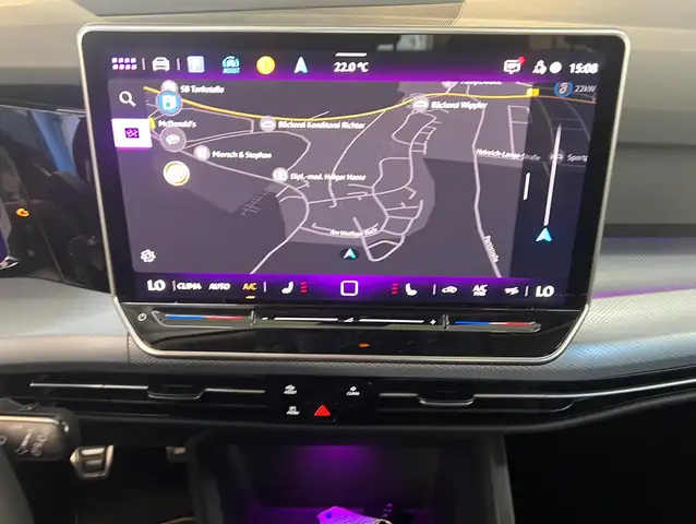 Volkswagen Golf view 6