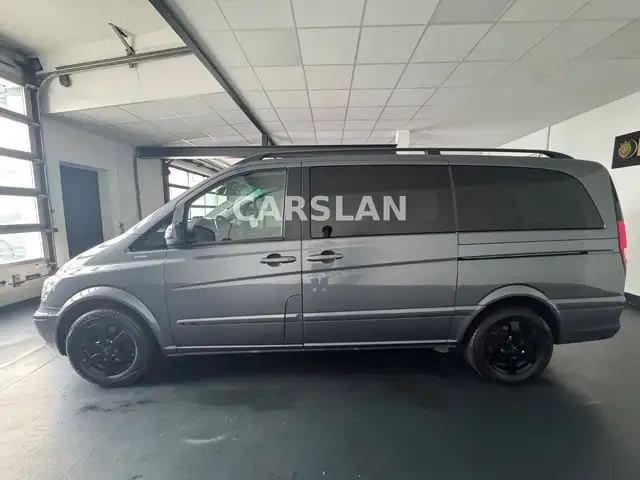 Mercedes-Benz Viano view 9