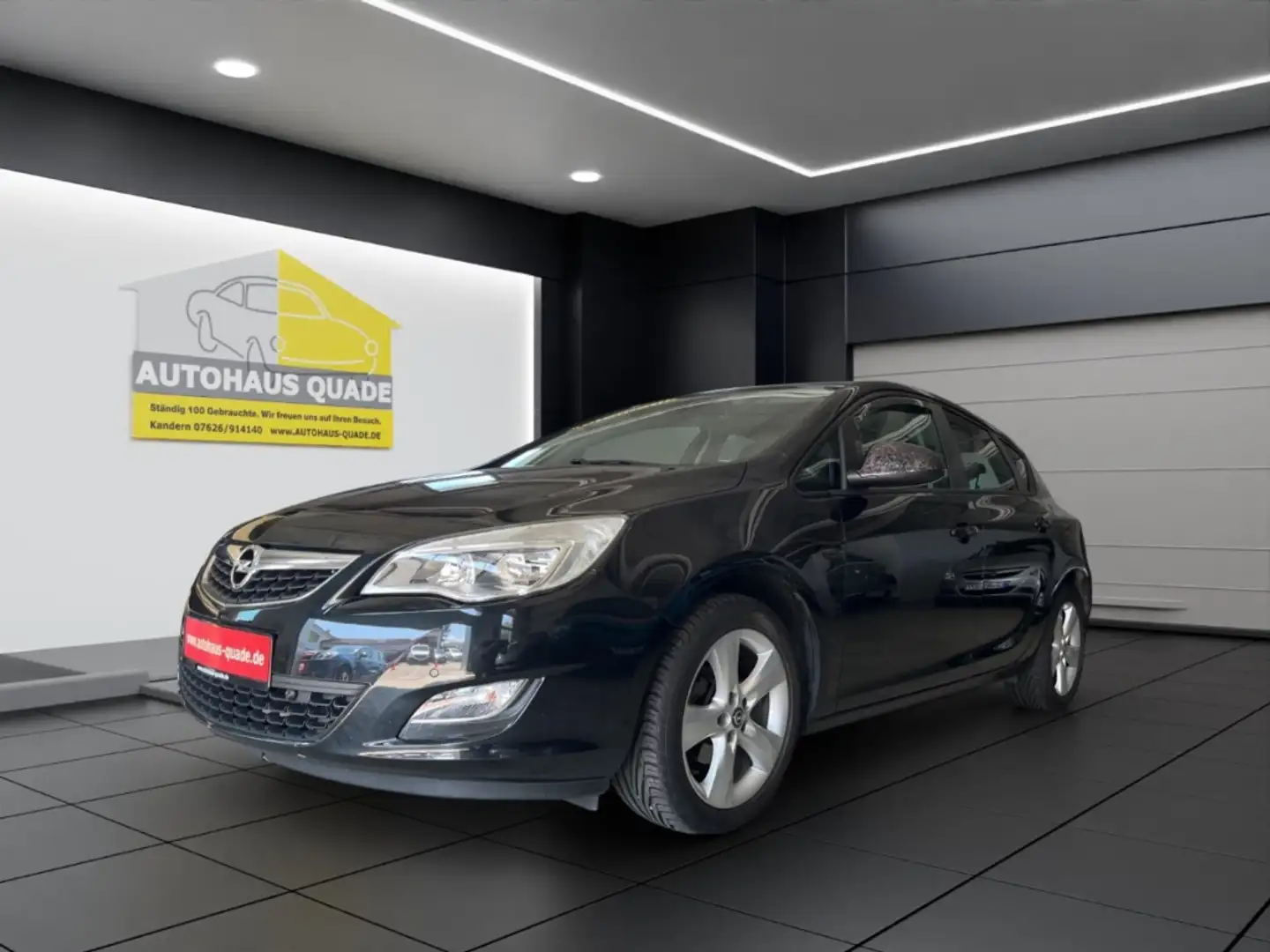 Opel Astra J Design Edition 1.4 Turbo AUTOMATIC Noir - 1