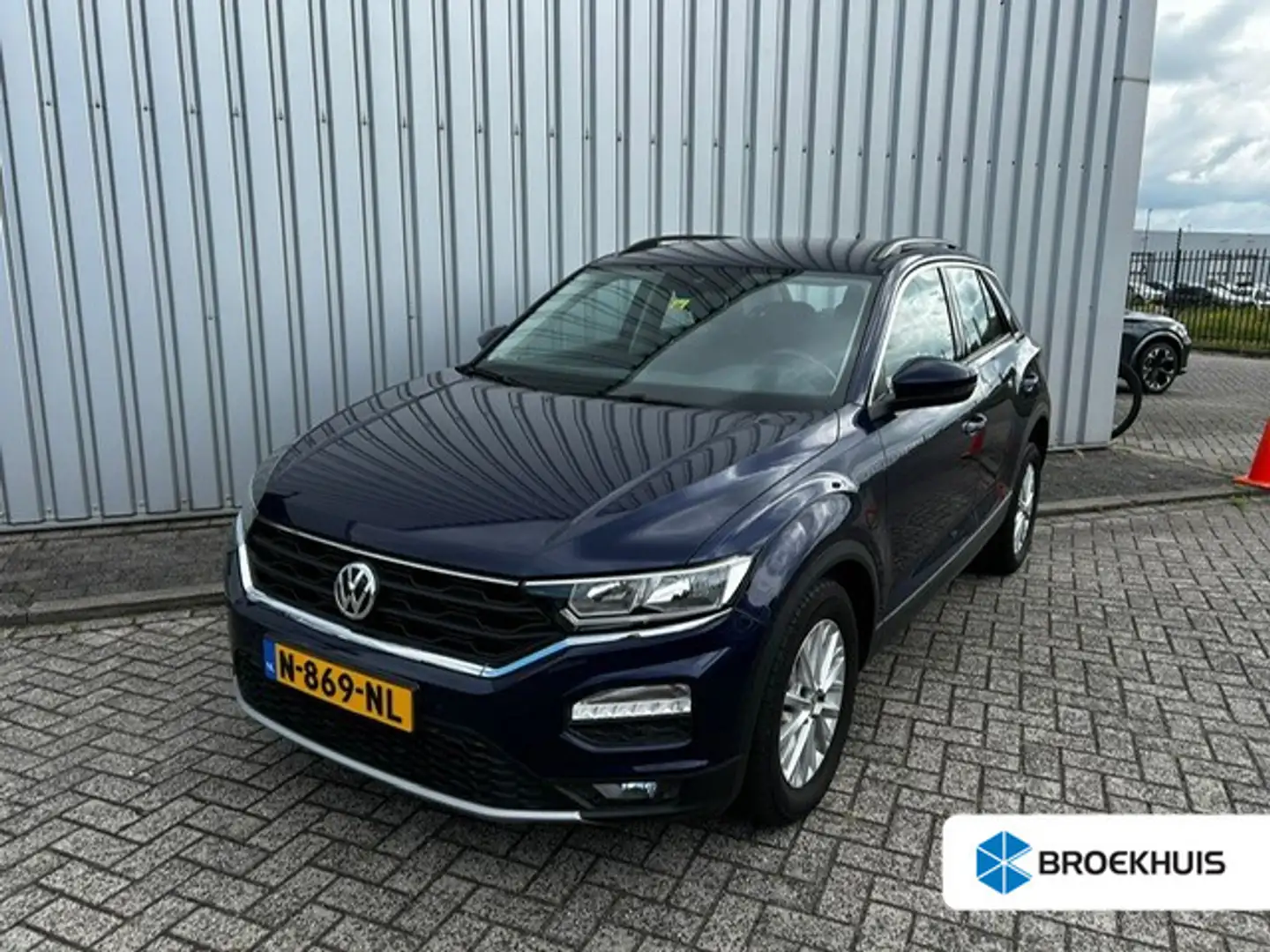 Volkswagen T-Roc 1.0 TSI Style l Parkeersensoren voor en achter l C Blauw - 1